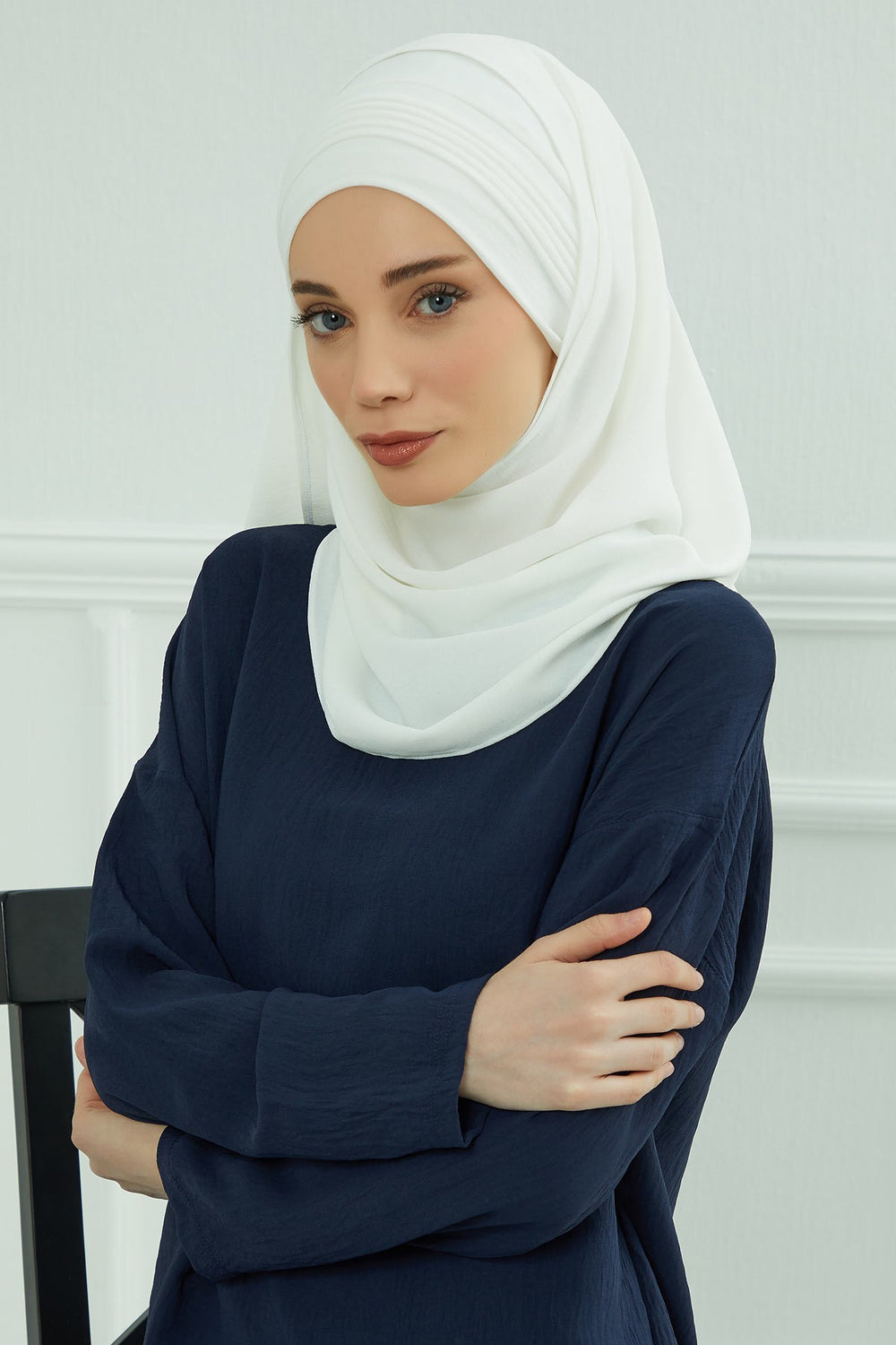 Luxury Instant Pleated Shawl Hijab for Women, Modest Wear Lightweight Aerobin Scarf, Practical Pleated Headscarf for Work, Travel & Events,CPS-90 White