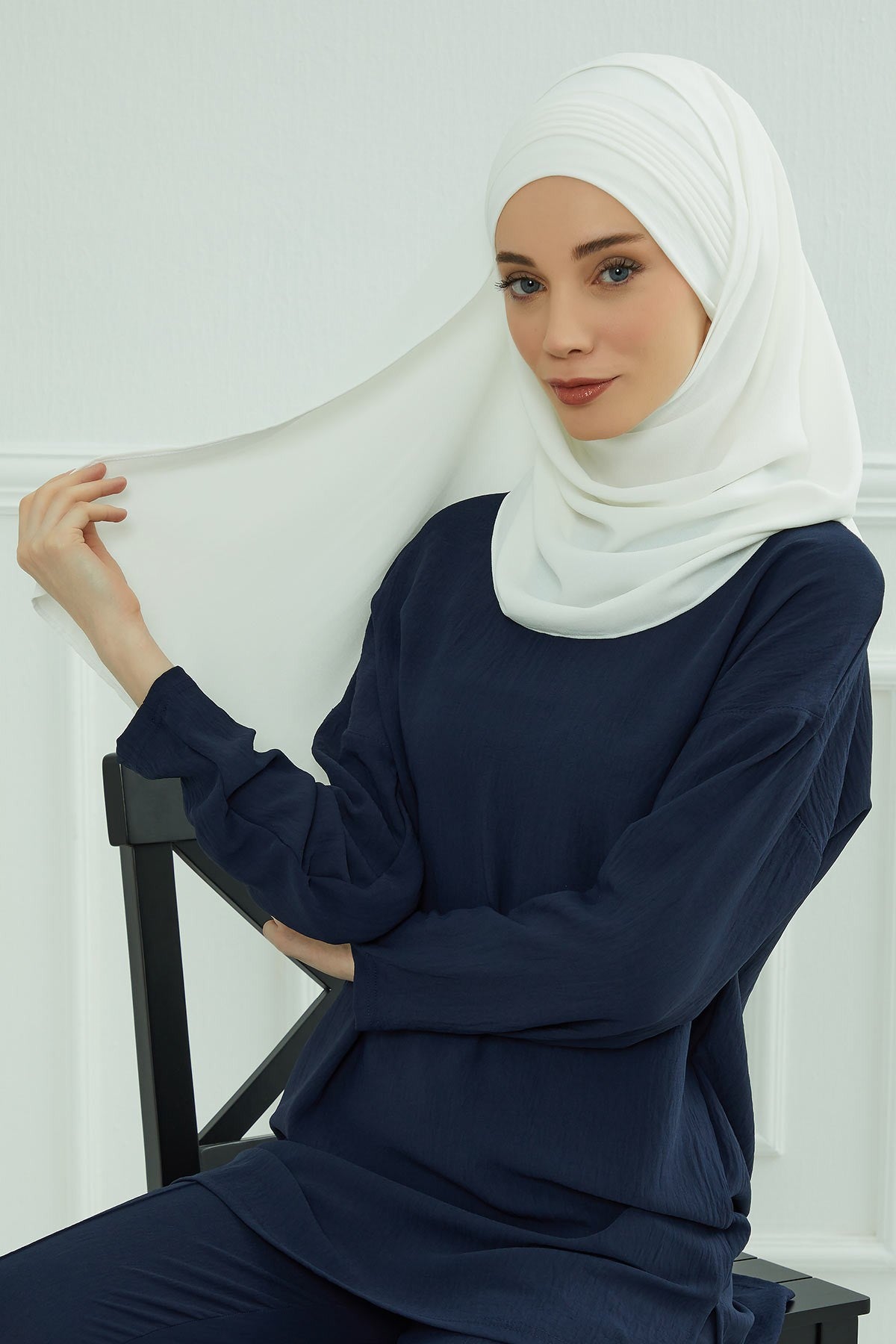 Luxury Instant Pleated Shawl Hijab for Women, Modest Wear Lightweight Aerobin Scarf, Practical Pleated Headscarf for Work, Travel & Events,CPS-90 White