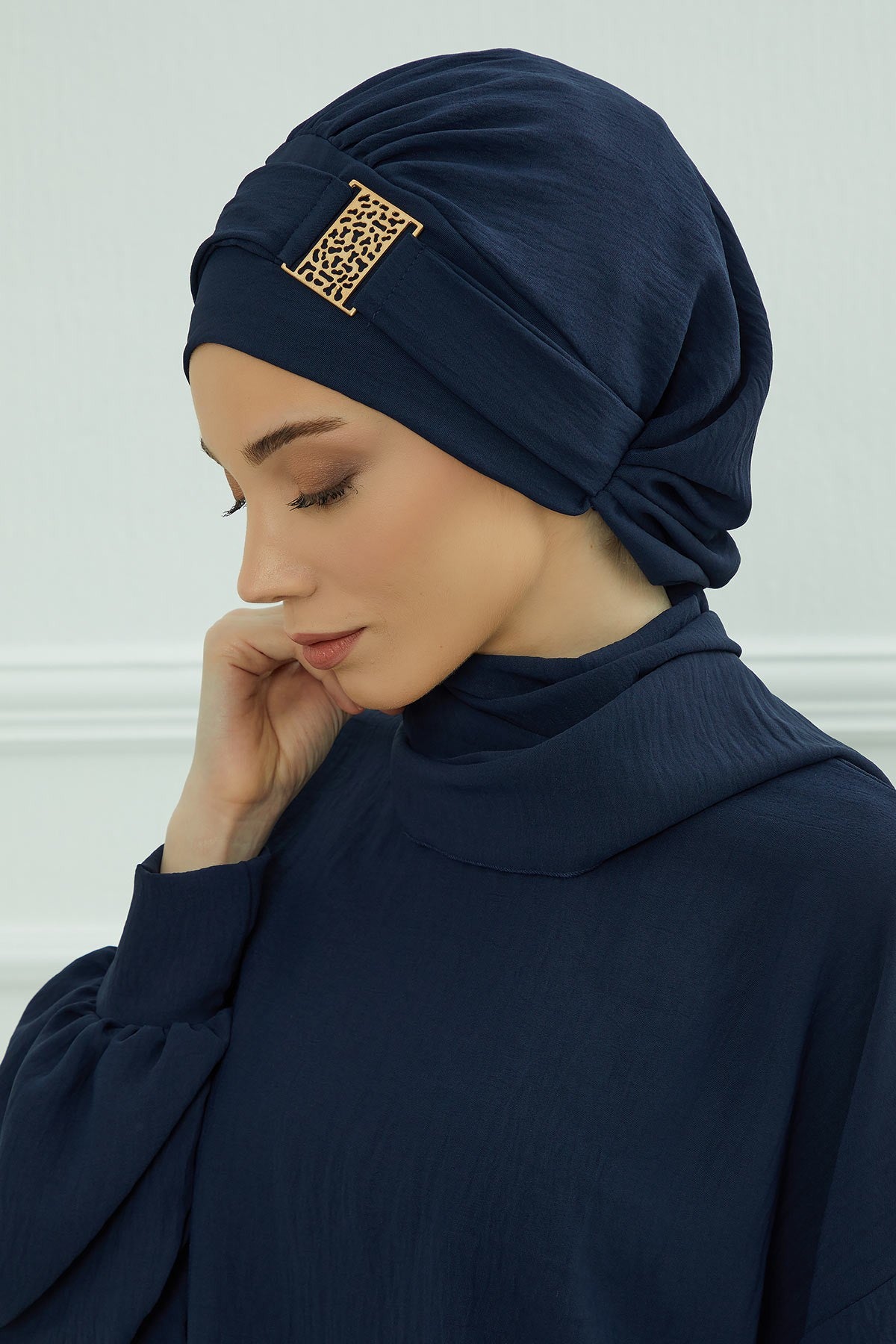 Modest Fashion Instant Aerobin Turban with Leopard Pattern Accessory, Pre-Tied Aerobin Hijab with Chic Metal Accessory,HT-11A Navy Blue