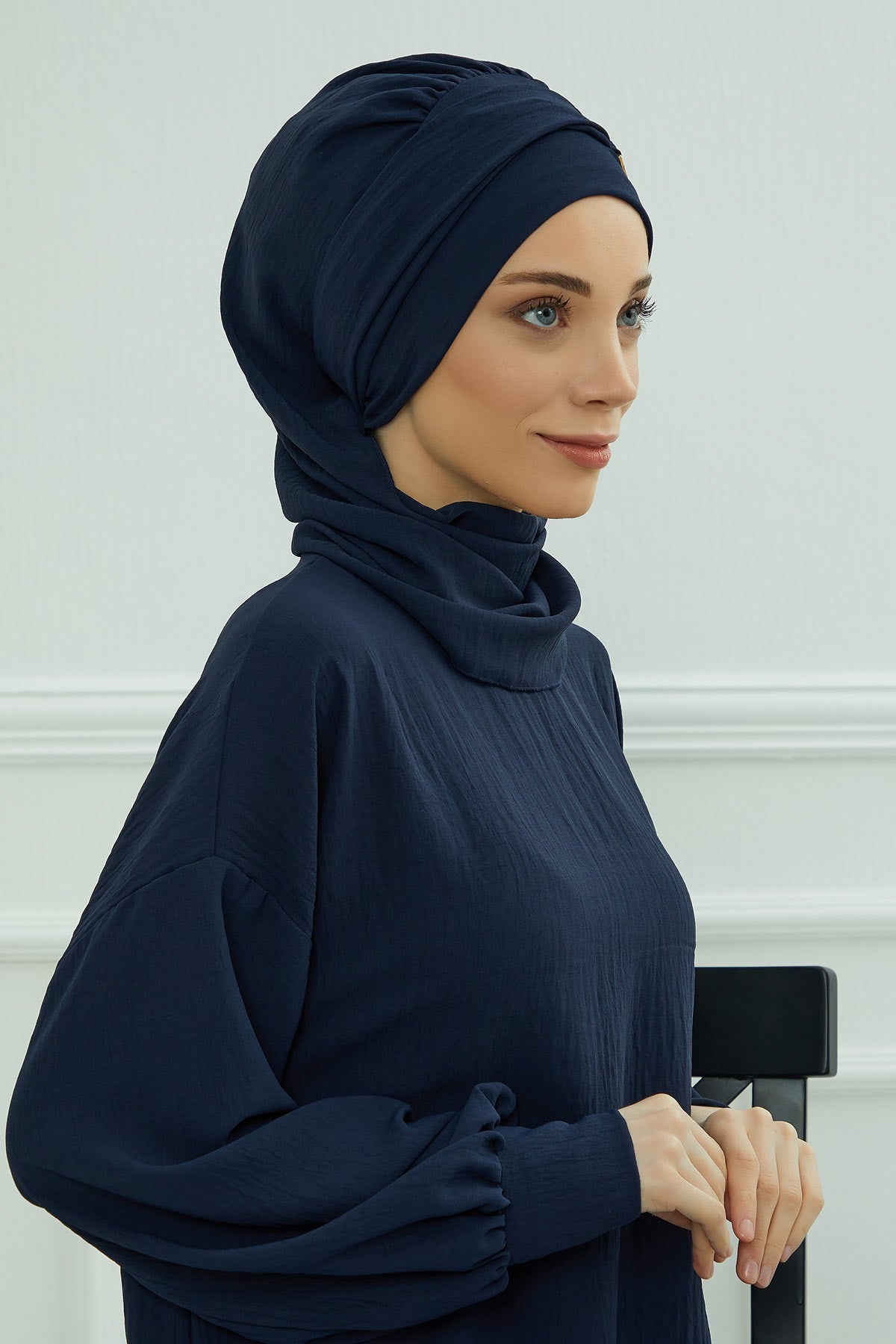 Modest Fashion Instant Aerobin Turban with Leopard Pattern Accessory, Pre-Tied Aerobin Hijab with Chic Metal Accessory,HT-11A Navy Blue