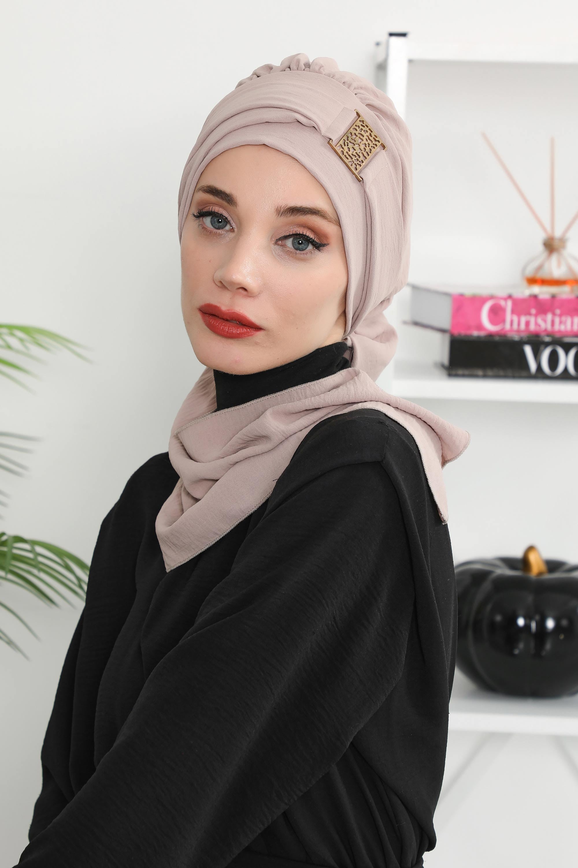 Modest Fashion Instant Aerobin Turban with Leopard Pattern Accessory, Pre-Tied Aerobin Hijab with Chic Metal Accessory,HT-11A Mink