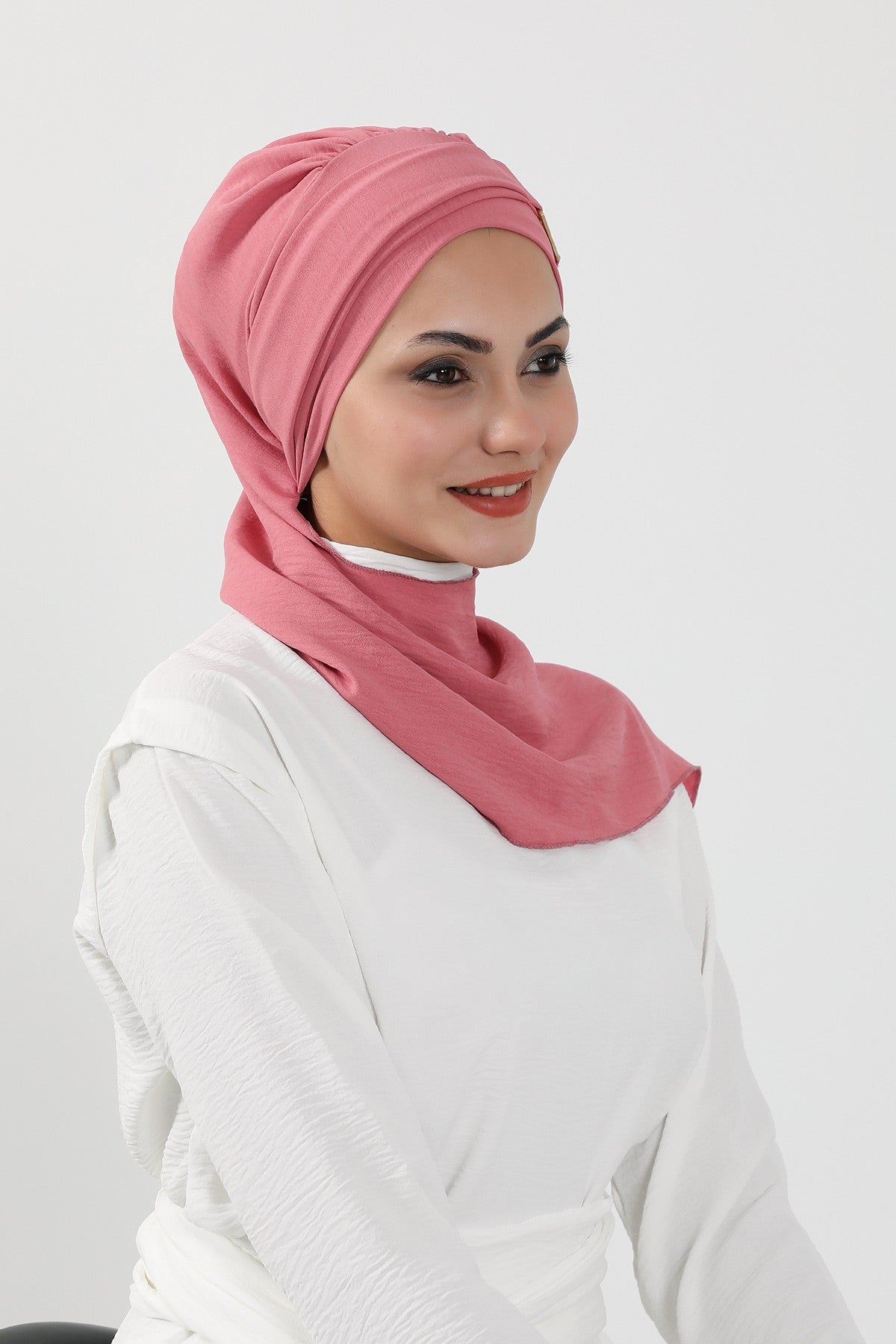 Modest Fashion Instant Aerobin Turban with Leopard Pattern Accessory, Pre-Tied Aerobin Hijab with Chic Metal Accessory,HT-11A Dark Pink