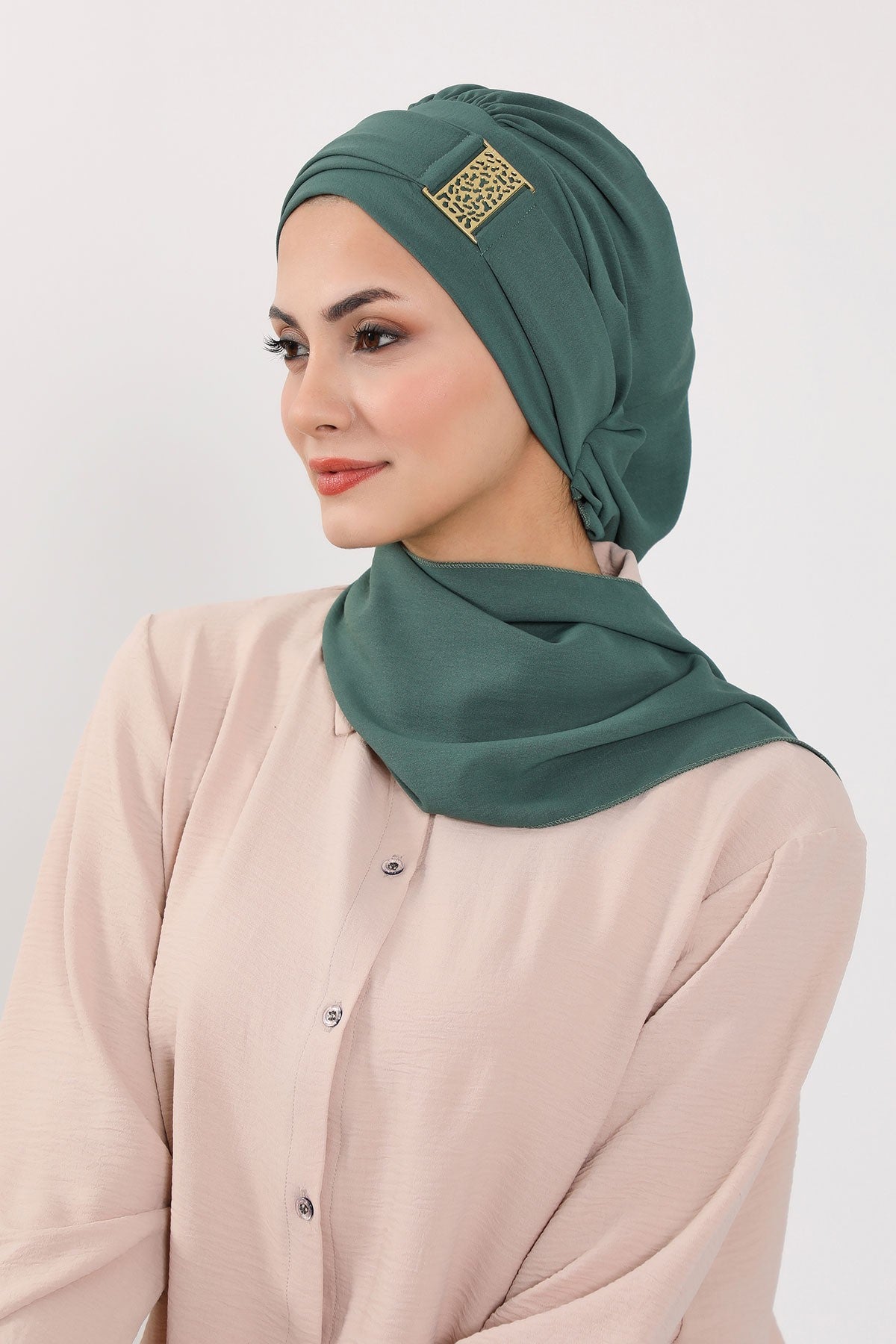 Modest Fashion Instant Aerobin Turban with Leopard Pattern Accessory, Pre-Tied Aerobin Hijab with Chic Metal Accessory,HT-11A Light Green