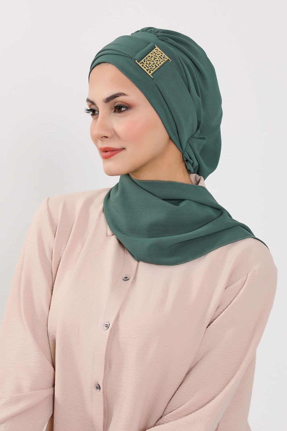 Modest Fashion Instant Aerobin Turban with Leopard Pattern Accessory, Pre-Tied Aerobin Hijab with Chic Metal Accessory,HT-11A Light Green