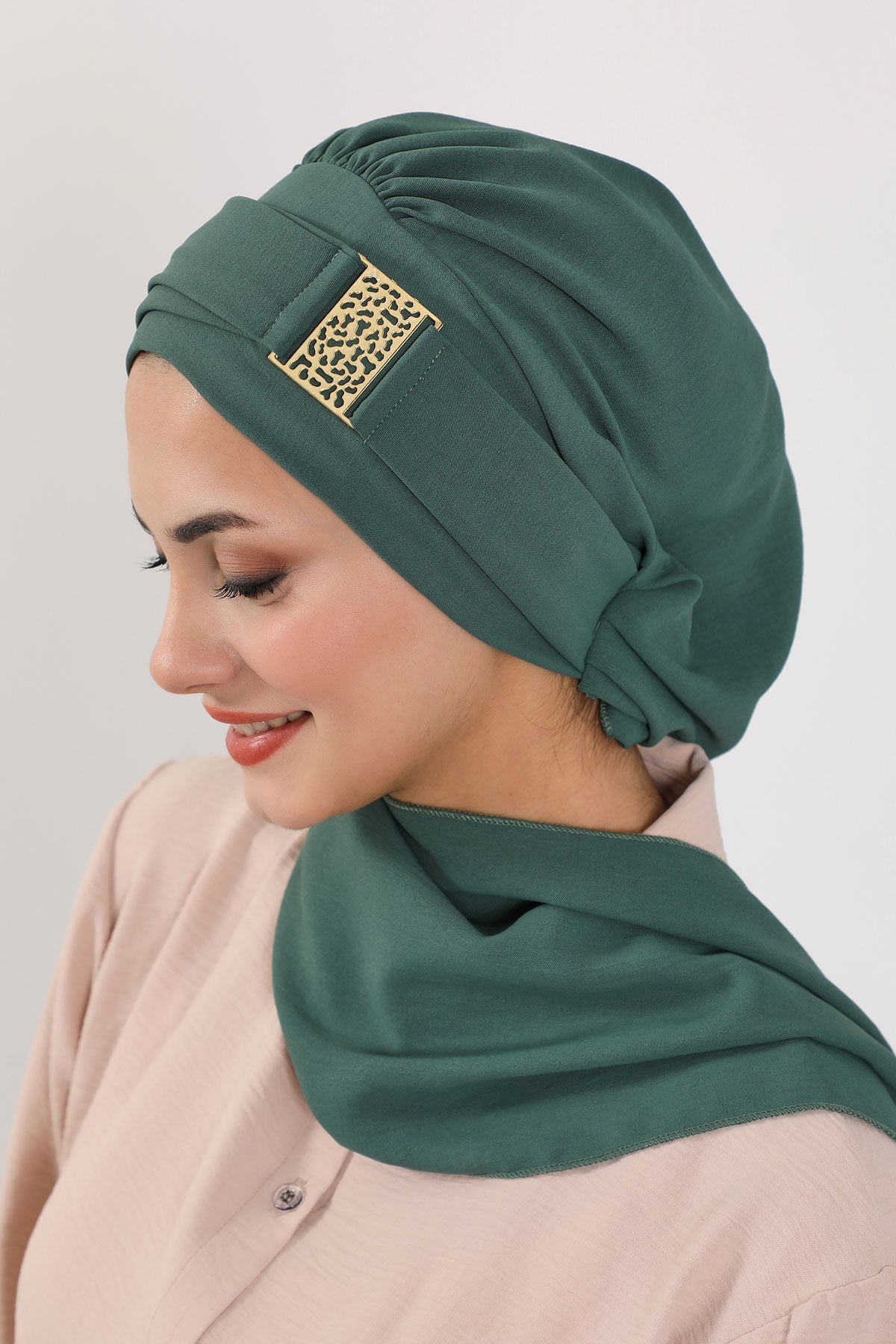 Modest Fashion Instant Aerobin Turban with Leopard Pattern Accessory, Pre-Tied Aerobin Hijab with Chic Metal Accessory,HT-11A Light Green