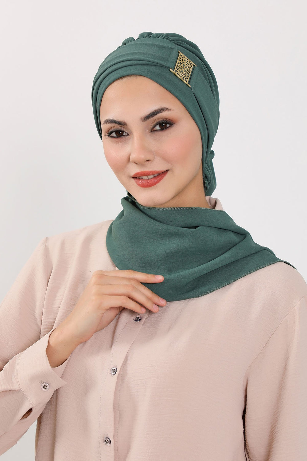 Modest Fashion Instant Aerobin Turban with Leopard Pattern Accessory, Pre-Tied Aerobin Hijab with Chic Metal Accessory,HT-11A Light Green