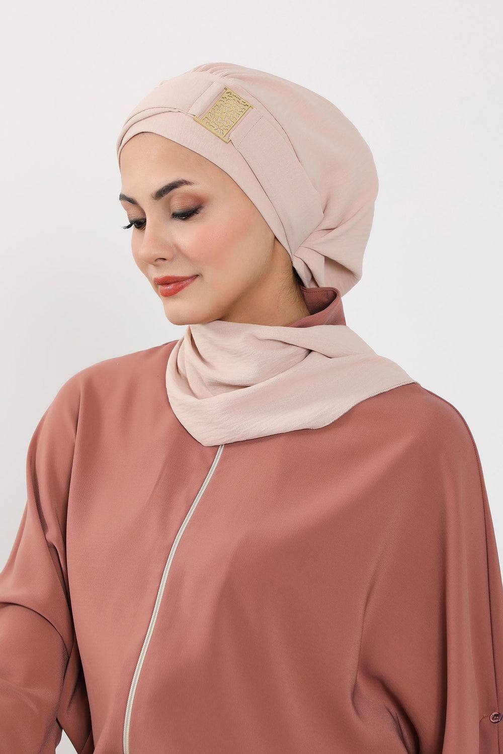 Modest Fashion Instant Aerobin Turban with Leopard Pattern Accessory, Pre-Tied Aerobin Hijab with Chic Metal Accessory,HT-11A Stone