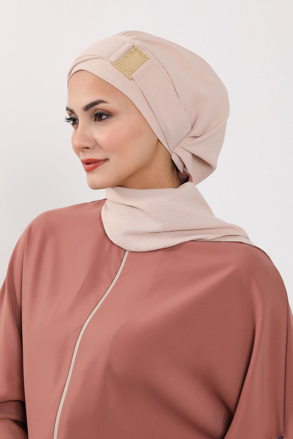 Modest Fashion Instant Aerobin Turban with Leopard Pattern Accessory, Pre-Tied Aerobin Hijab with Chic Metal Accessory,HT-11A Stone