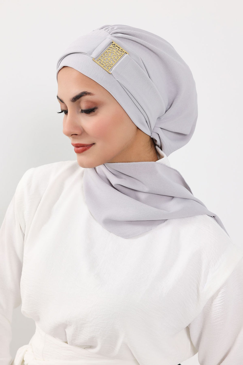Modest Fashion Instant Aerobin Turban with Leopard Pattern Accessory, Pre-Tied Aerobin Hijab with Chic Metal Accessory,HT-11A Light Grey