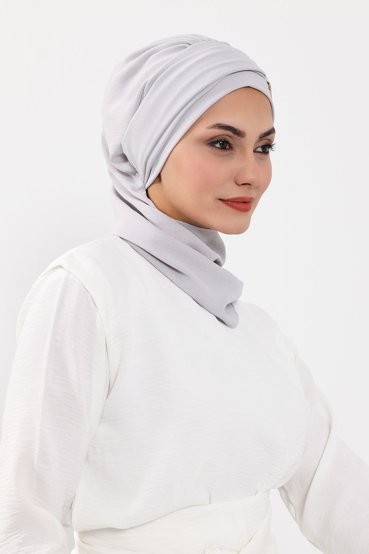 Modest Fashion Instant Aerobin Turban with Leopard Pattern Accessory, Pre-Tied Aerobin Hijab with Chic Metal Accessory,HT-11A Light Grey