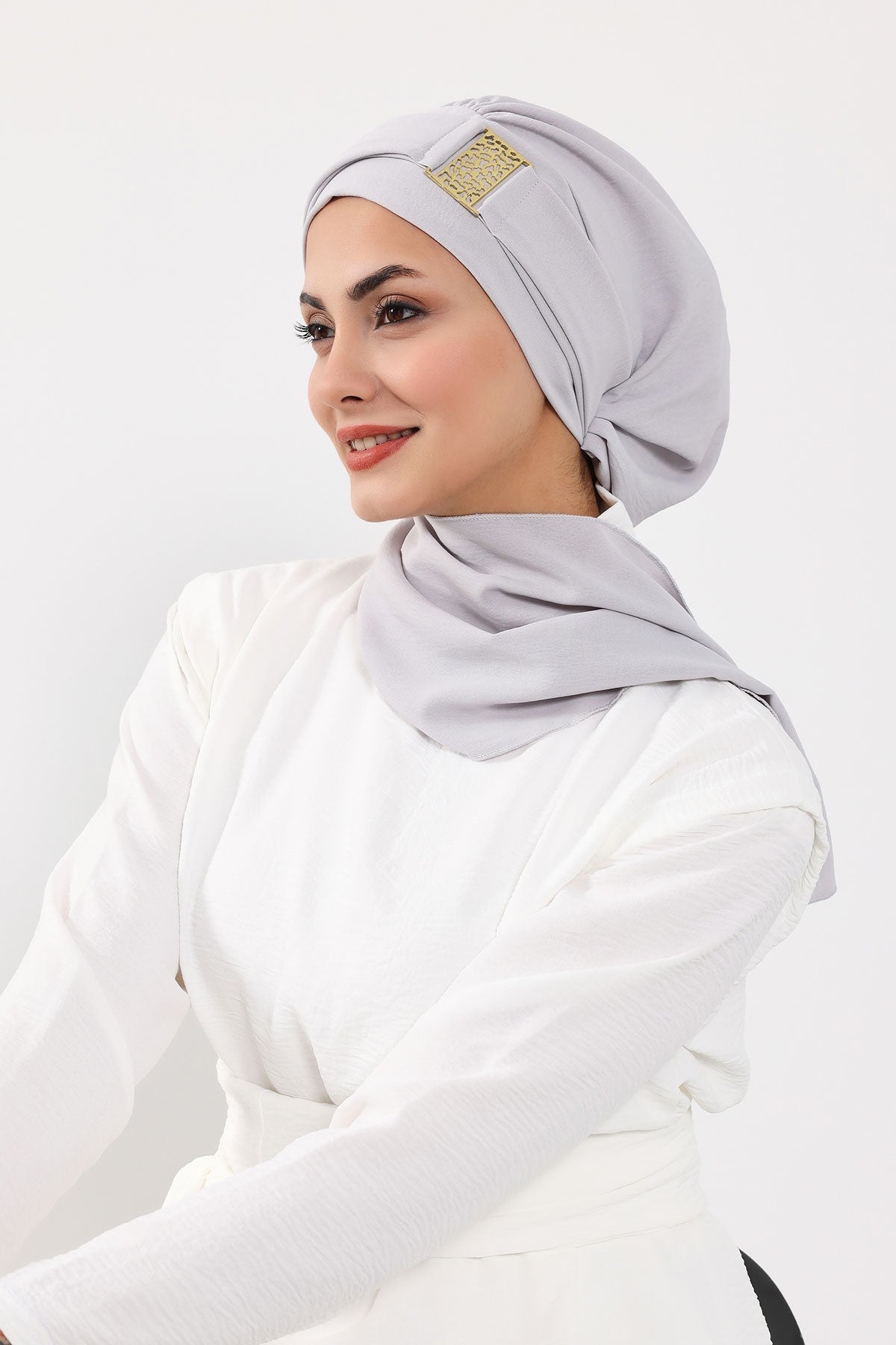 Modest Fashion Instant Aerobin Turban with Leopard Pattern Accessory, Pre-Tied Aerobin Hijab with Chic Metal Accessory,HT-11A Light Grey