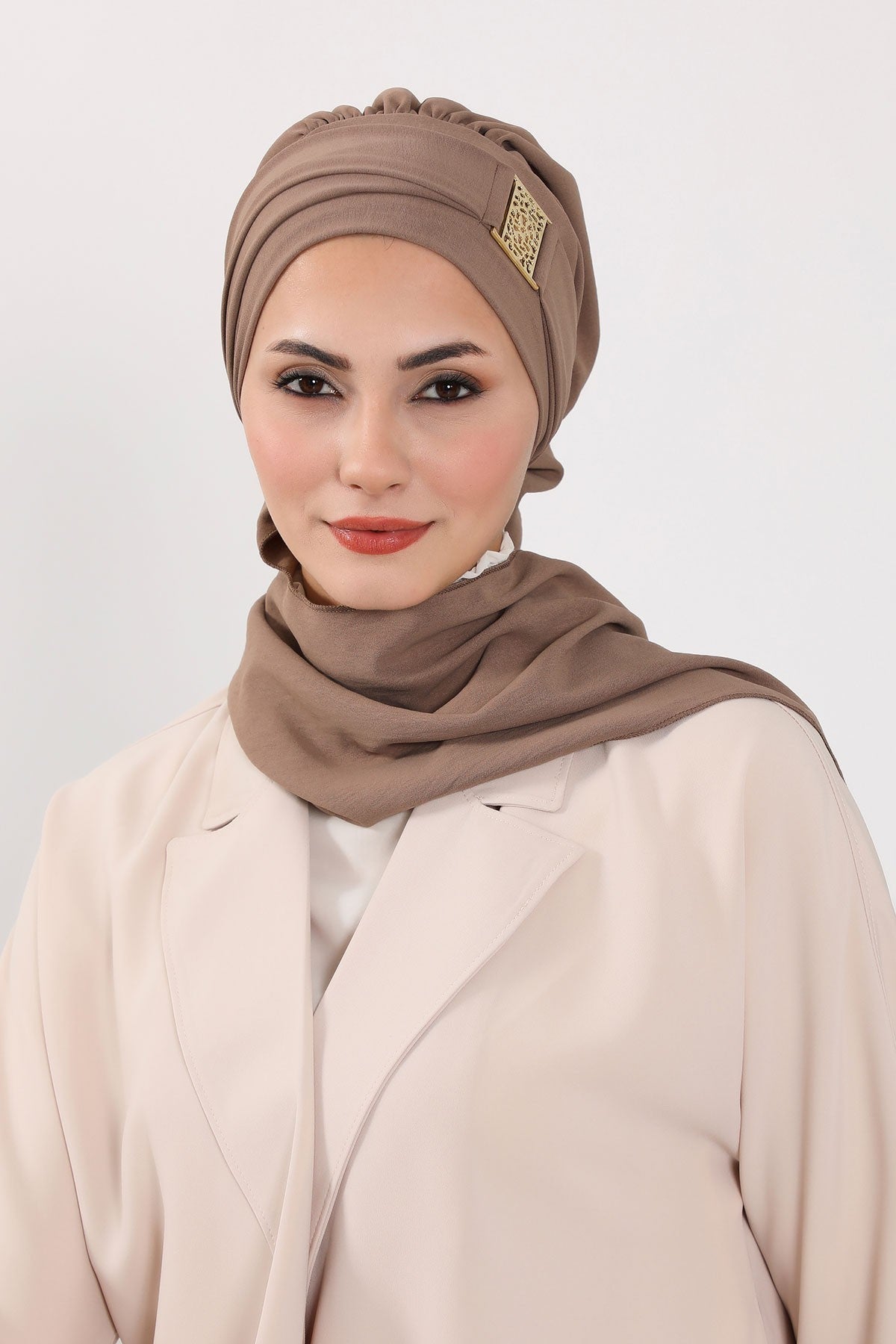 Modest Fashion Instant Aerobin Turban with Leopard Pattern Accessory, Pre-Tied Aerobin Hijab with Chic Metal Accessory,HT-11A Chocolate