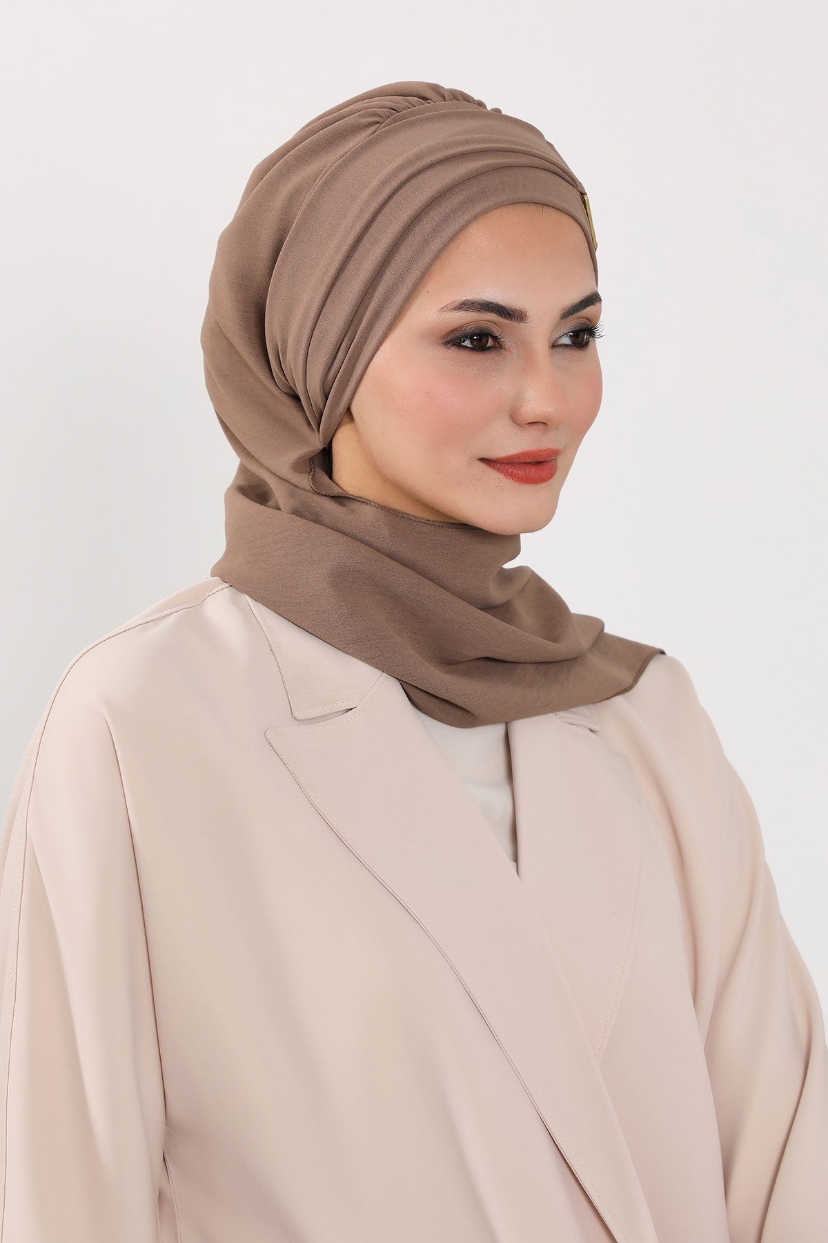 Modest Fashion Instant Aerobin Turban with Leopard Pattern Accessory, Pre-Tied Aerobin Hijab with Chic Metal Accessory,HT-11A Chocolate