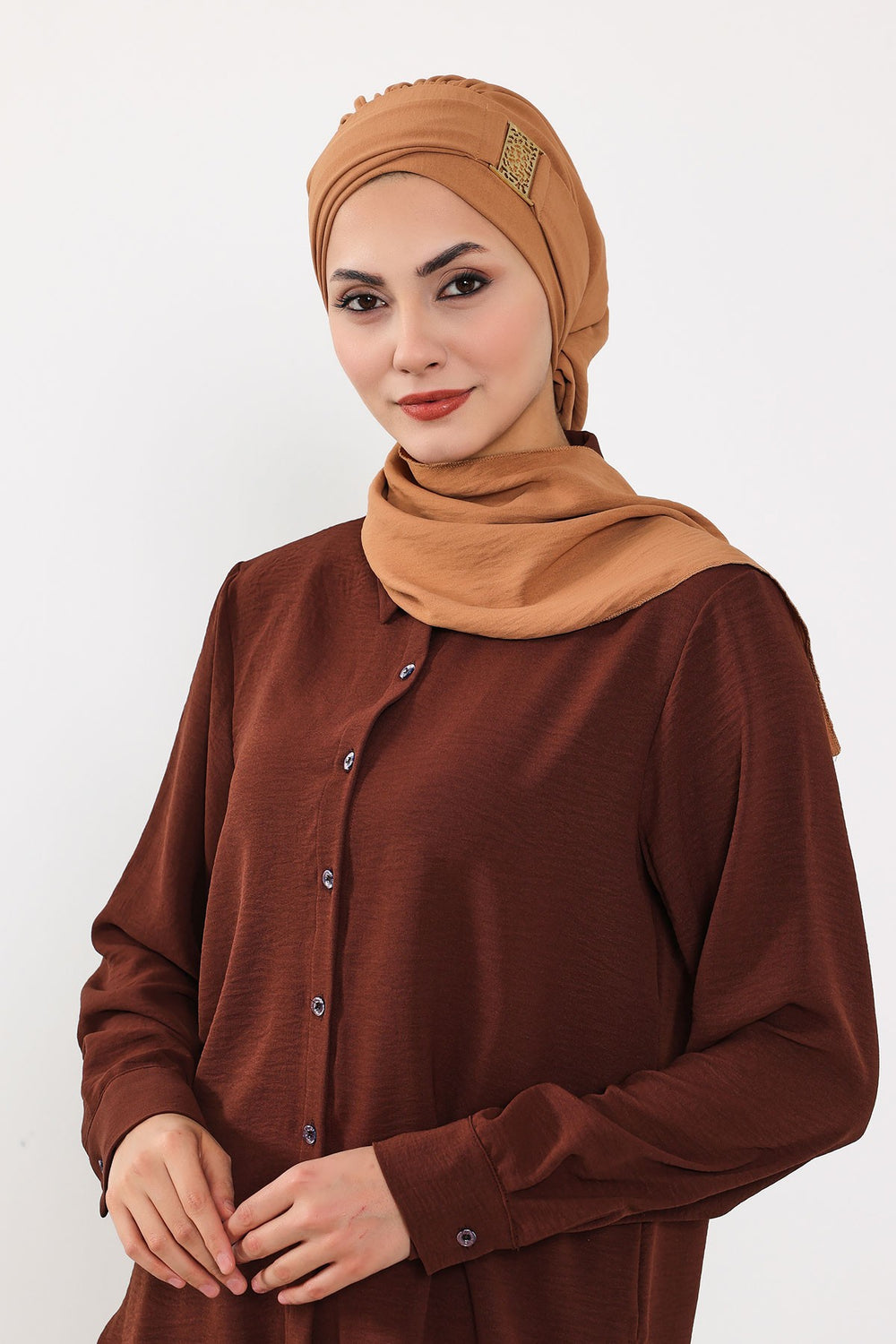 Modest Fashion Instant Aerobin Turban with Leopard Pattern Accessory, Pre-Tied Aerobin Hijab with Chic Metal Accessory,HT-11A Camel