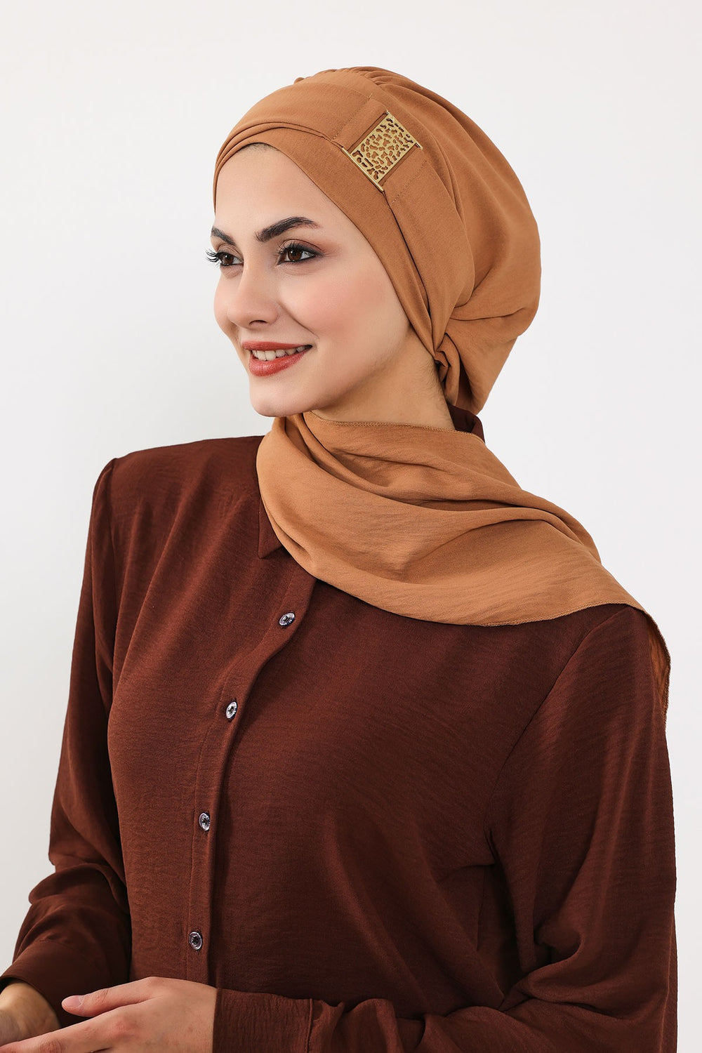 Modest Fashion Instant Aerobin Turban with Leopard Pattern Accessory, Pre-Tied Aerobin Hijab with Chic Metal Accessory,HT-11A Camel