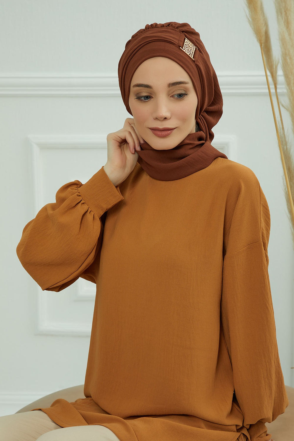 Modest Fashion Instant Aerobin Turban with Leopard Pattern Accessory, Pre-Tied Aerobin Hijab with Chic Metal Accessory,HT-11A Cinnamon