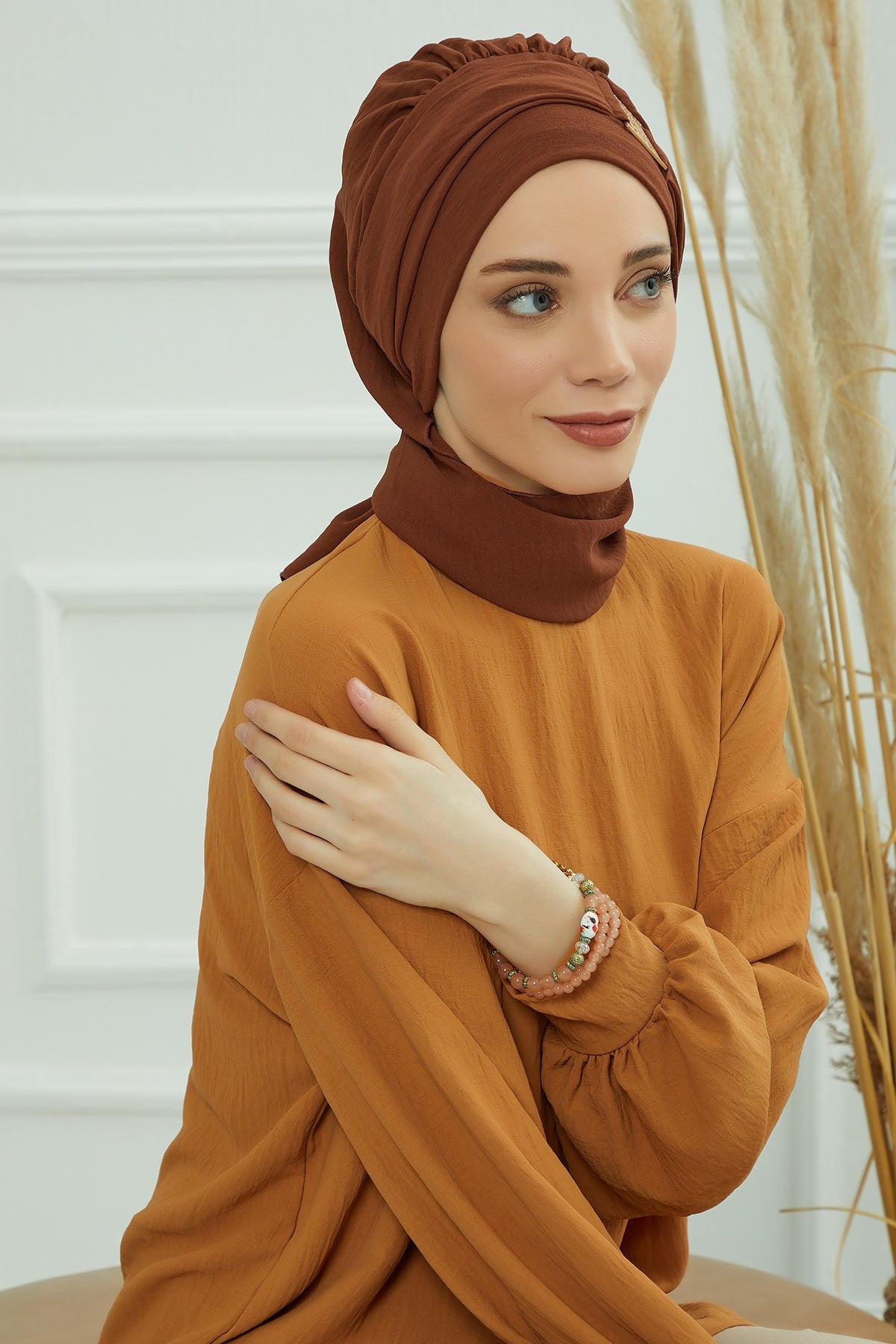 Modest Fashion Instant Aerobin Turban with Leopard Pattern Accessory, Pre-Tied Aerobin Hijab with Chic Metal Accessory,HT-11A Cinnamon