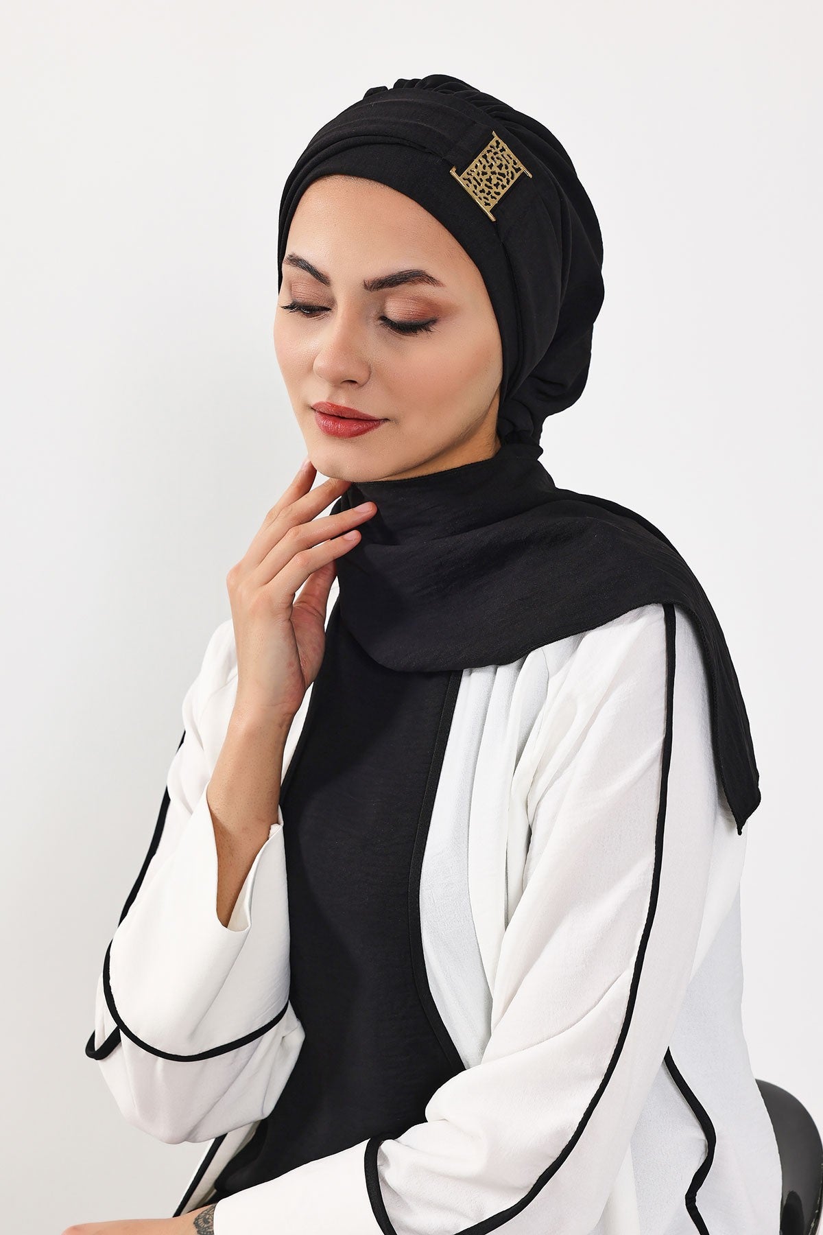 Modest Fashion Instant Aerobin Turban with Leopard Pattern Accessory, Pre-Tied Aerobin Hijab with Chic Metal Accessory,HT-11A Black
