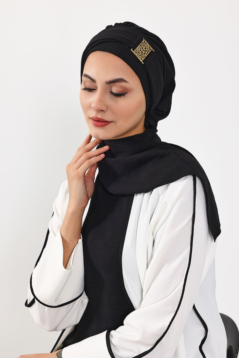 Modest Fashion Instant Aerobin Turban with Leopard Pattern Accessory, Pre-Tied Aerobin Hijab with Chic Metal Accessory,HT-11A Black