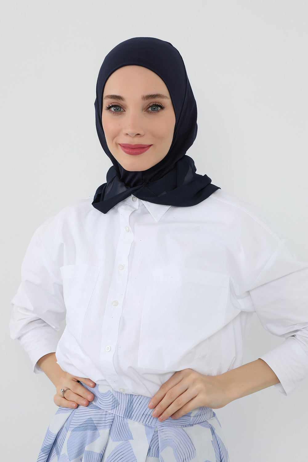 Neck-Covering Jersey Bonnet with Chiffon Hood, Full-Coverage Bonnet with Lightweight Chiffon Hood,B-95 Navy Blue