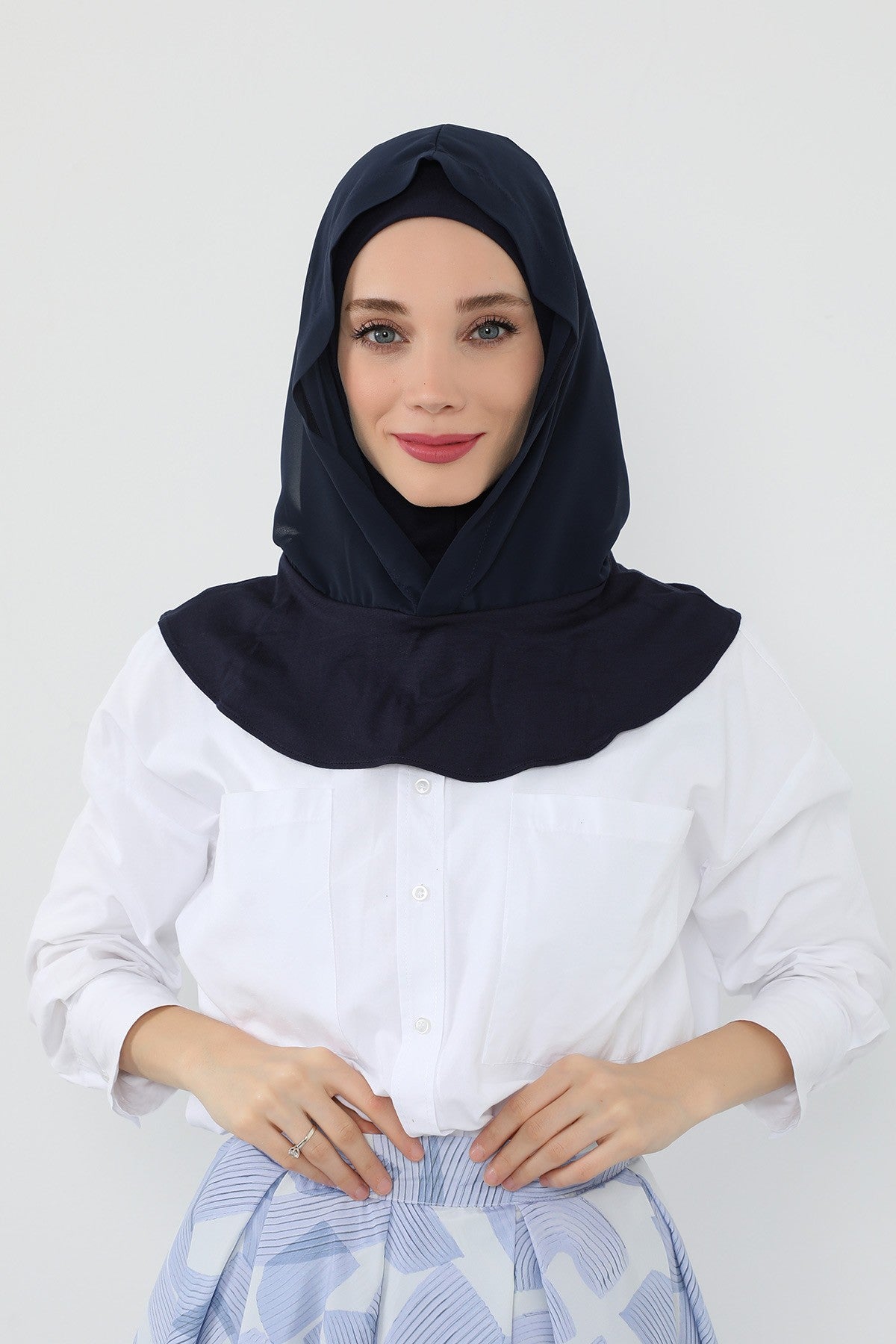 Neck-Covering Jersey Bonnet with Chiffon Hood, Full-Coverage Bonnet with Lightweight Chiffon Hood,B-95 Navy Blue