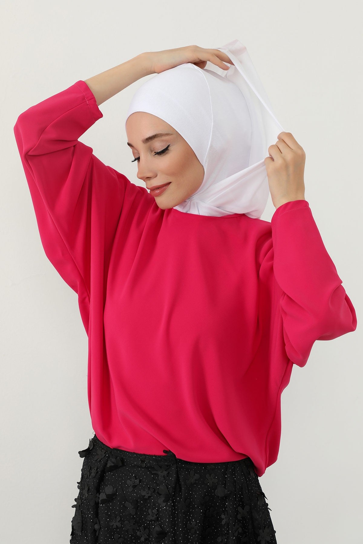 Neck-Covering Jersey Bonnet with Chiffon Hood, Full-Coverage Bonnet with Lightweight Chiffon Hood,B-95 White