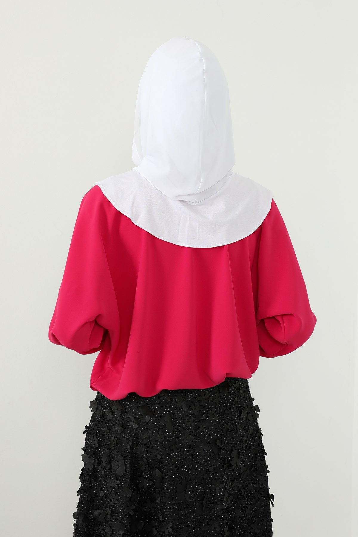 Neck-Covering Jersey Bonnet with Chiffon Hood, Full-Coverage Bonnet with Lightweight Chiffon Hood,B-95 White