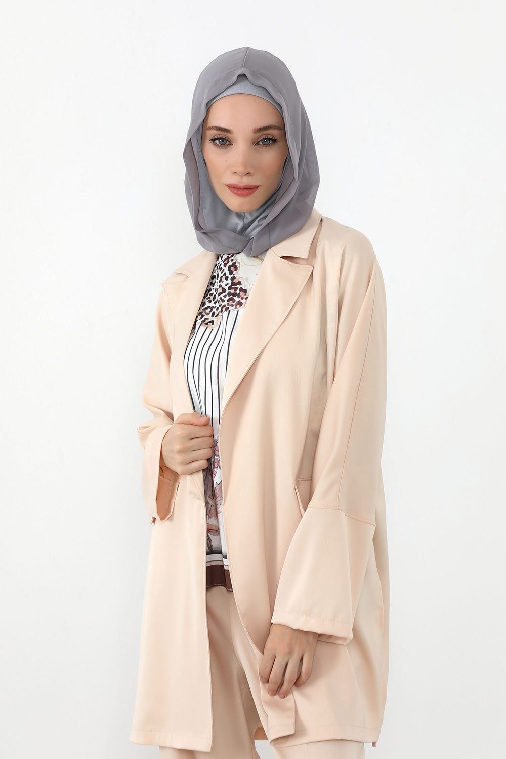 Neck-Covering Jersey Bonnet with Chiffon Hood, Full-Coverage Bonnet with Lightweight Chiffon Hood,B-95 Grey