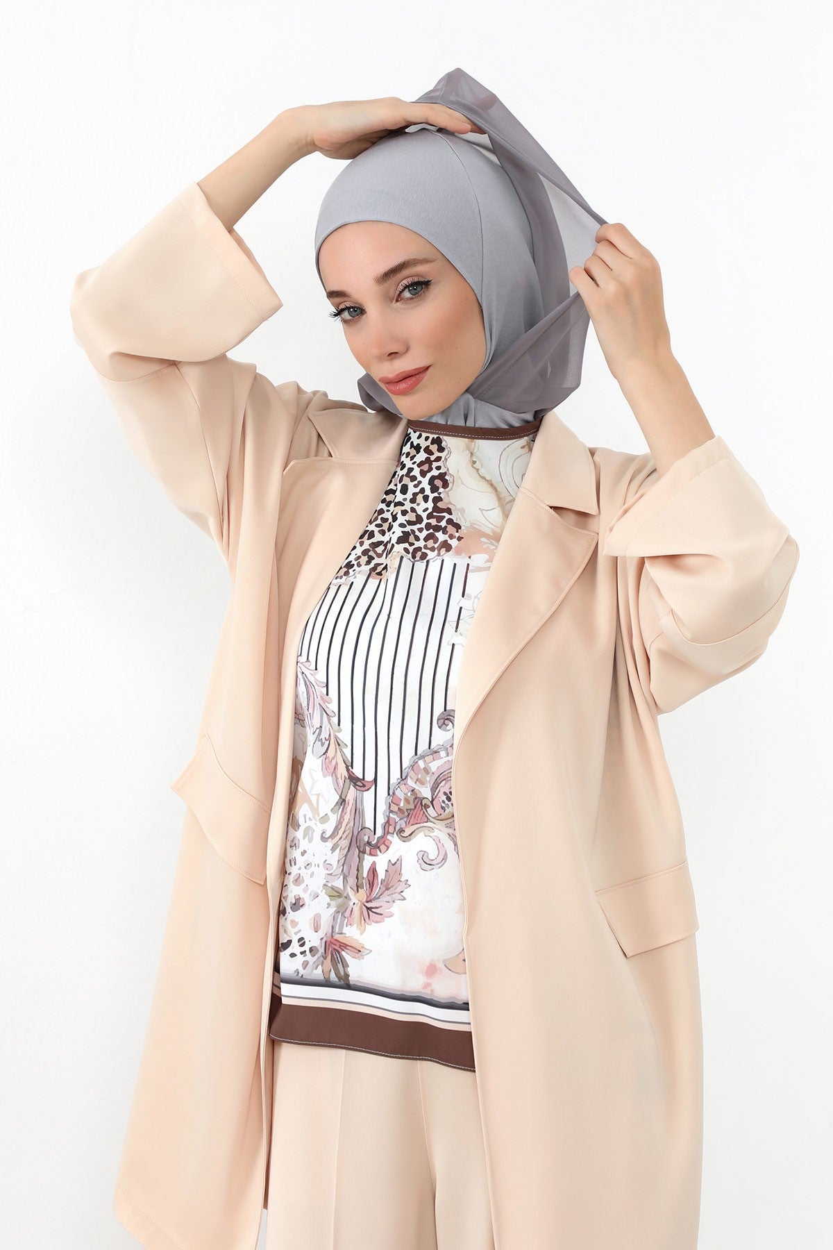 Neck-Covering Jersey Bonnet with Chiffon Hood, Full-Coverage Bonnet with Lightweight Chiffon Hood,B-95 Grey