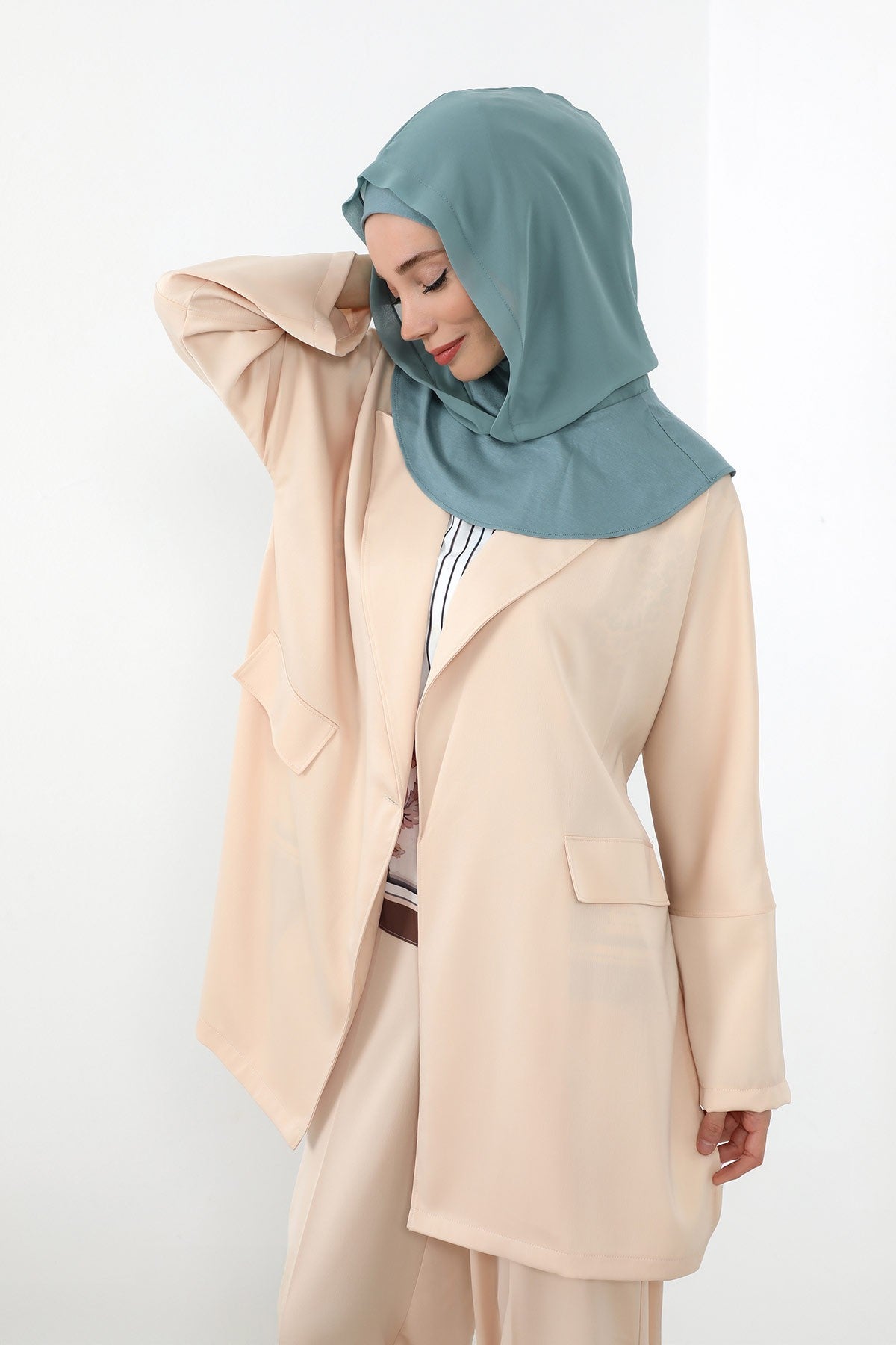 Neck-Covering Jersey Bonnet with Chiffon Hood, Full-Coverage Bonnet with Lightweight Chiffon Hood,B-95 Dark Mint-Almond Green