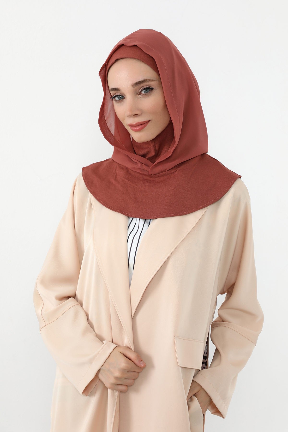 Neck-Covering Jersey Bonnet with Chiffon Hood, Full-Coverage Bonnet with Lightweight Chiffon Hood,B-95 Cinnamon