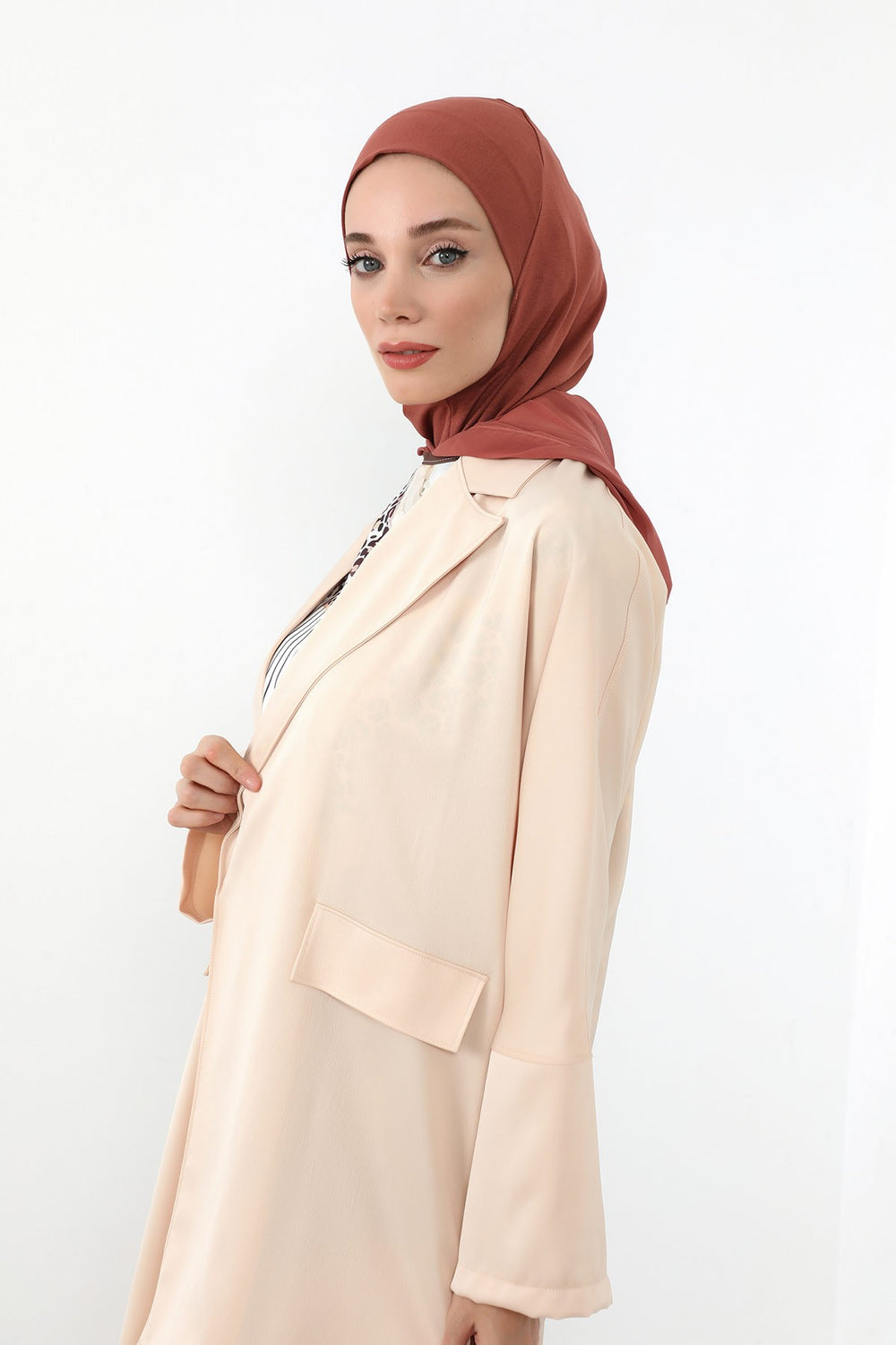 Neck-Covering Jersey Bonnet with Chiffon Hood, Full-Coverage Bonnet with Lightweight Chiffon Hood,B-95 Cinnamon