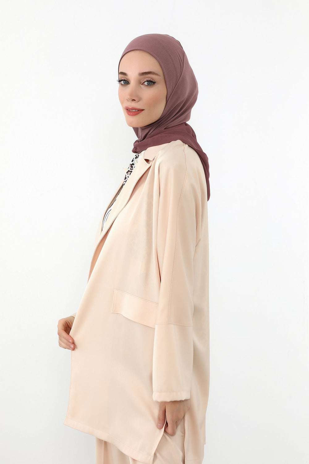 Neck-Covering Jersey Bonnet with Chiffon Hood, Full-Coverage Bonnet with Lightweight Chiffon Hood,B-95 Dusty Rose