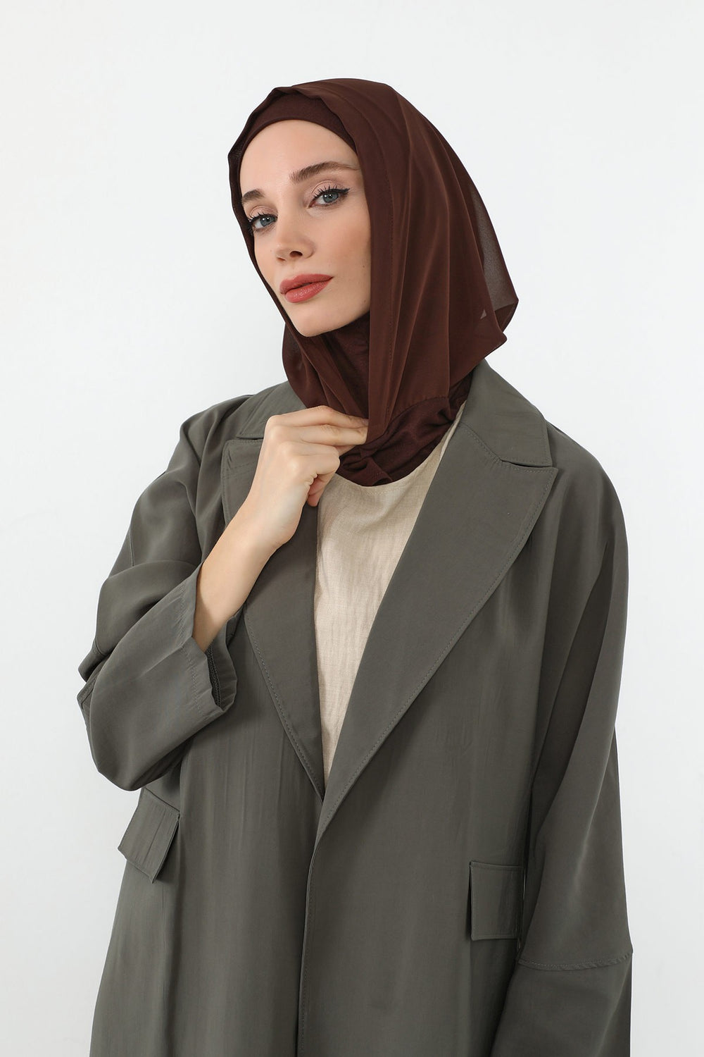 Neck-Covering Jersey Bonnet with Chiffon Hood, Full-Coverage Bonnet with Lightweight Chiffon Hood,B-95 Brown