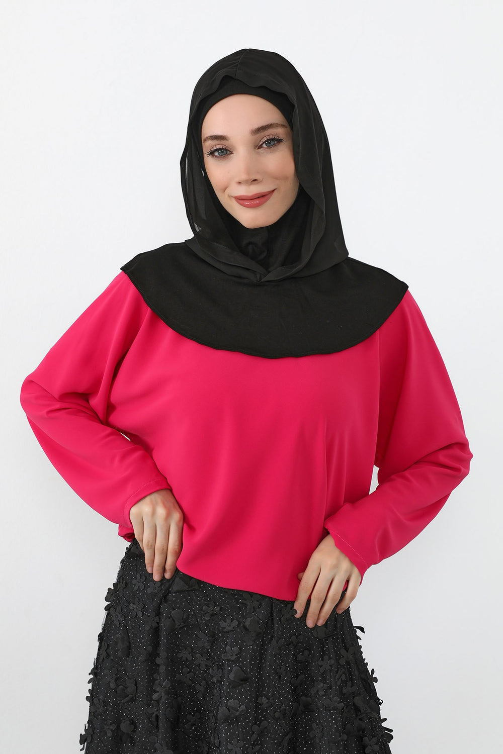 Neck-Covering Jersey Bonnet with Chiffon Hood, Full-Coverage Bonnet with Lightweight Chiffon Hood,B-95 Black