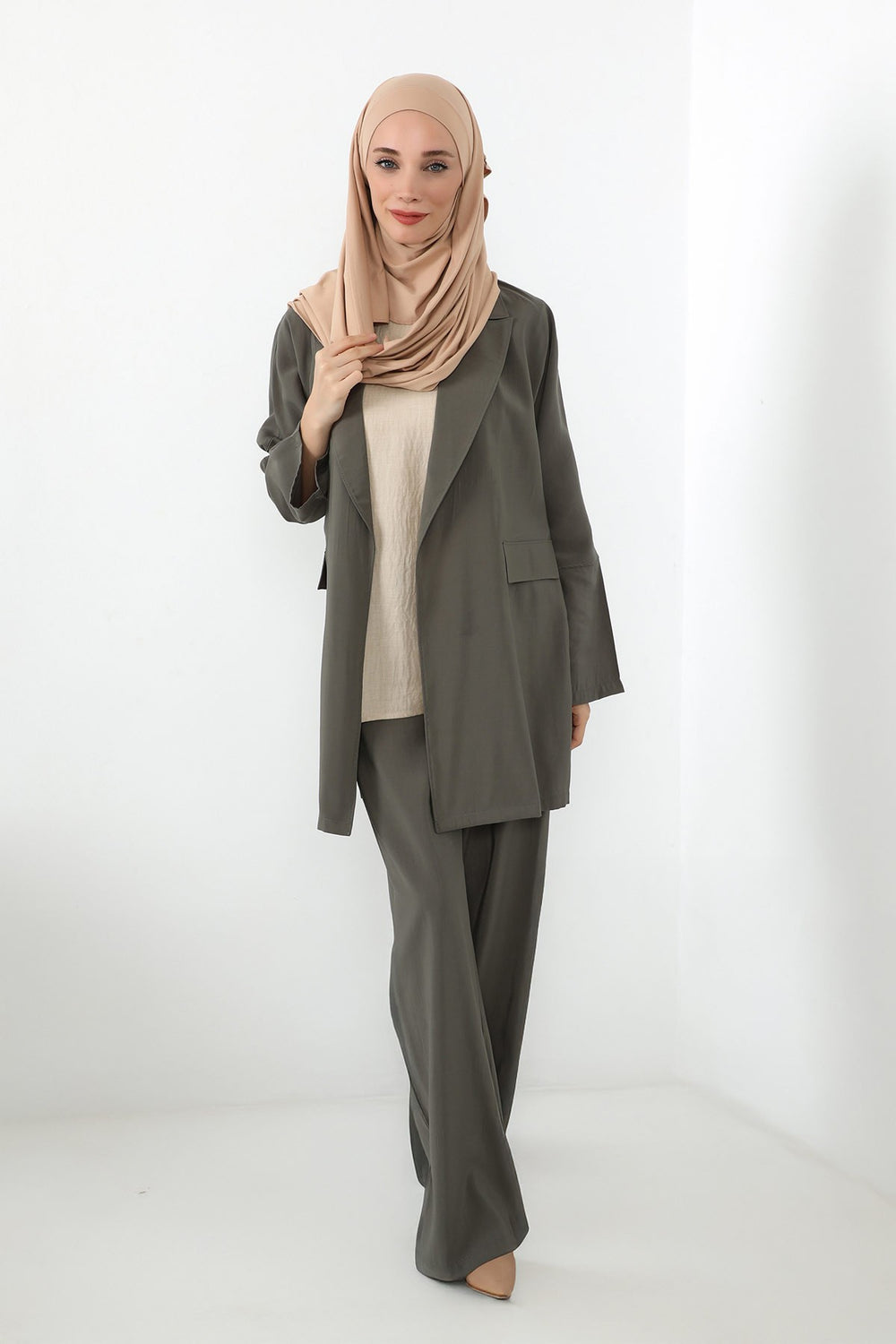 Neck-Covering Jersey Hijab with Built-In Niqab and Undercap, Premium Jersey Hijab with Integrated Bonnet and Face Veil,PS-58 Light Mink