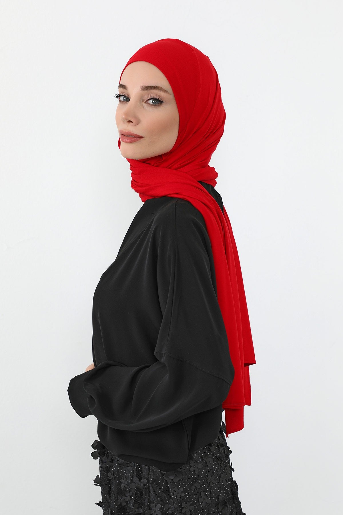 Neck-Covering Practical Jersey Hijab with Built-In Ninja Bonnet, Ready-to-Wear Hijab – Stretch Jersey Design with Integrated Undercap,PS-59 Red