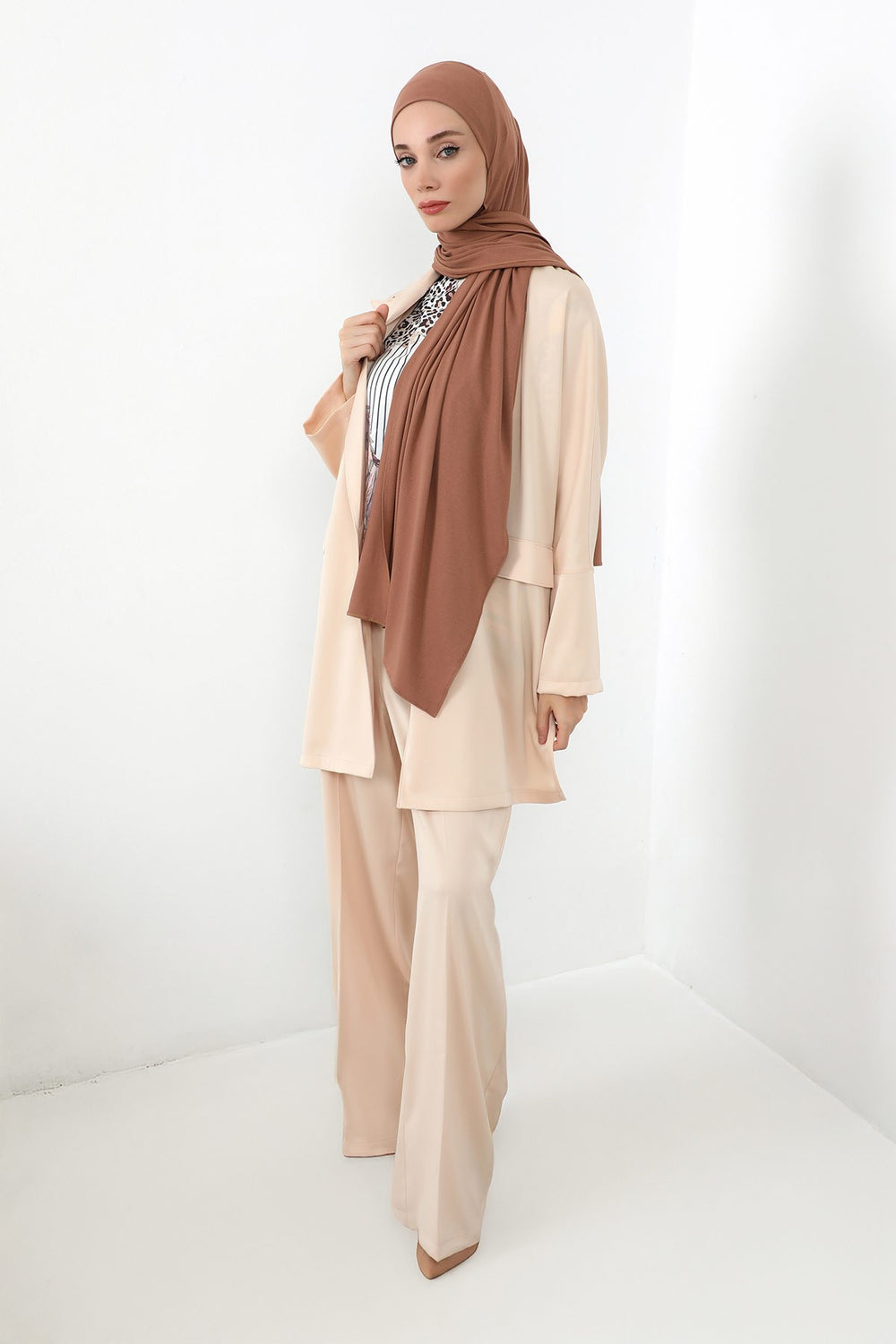 Neck-Covering Practical Jersey Hijab with Built-In Ninja Bonnet, Ready-to-Wear Hijab – Stretch Jersey Design with Integrated Undercap,PS-59 Caramel Brown