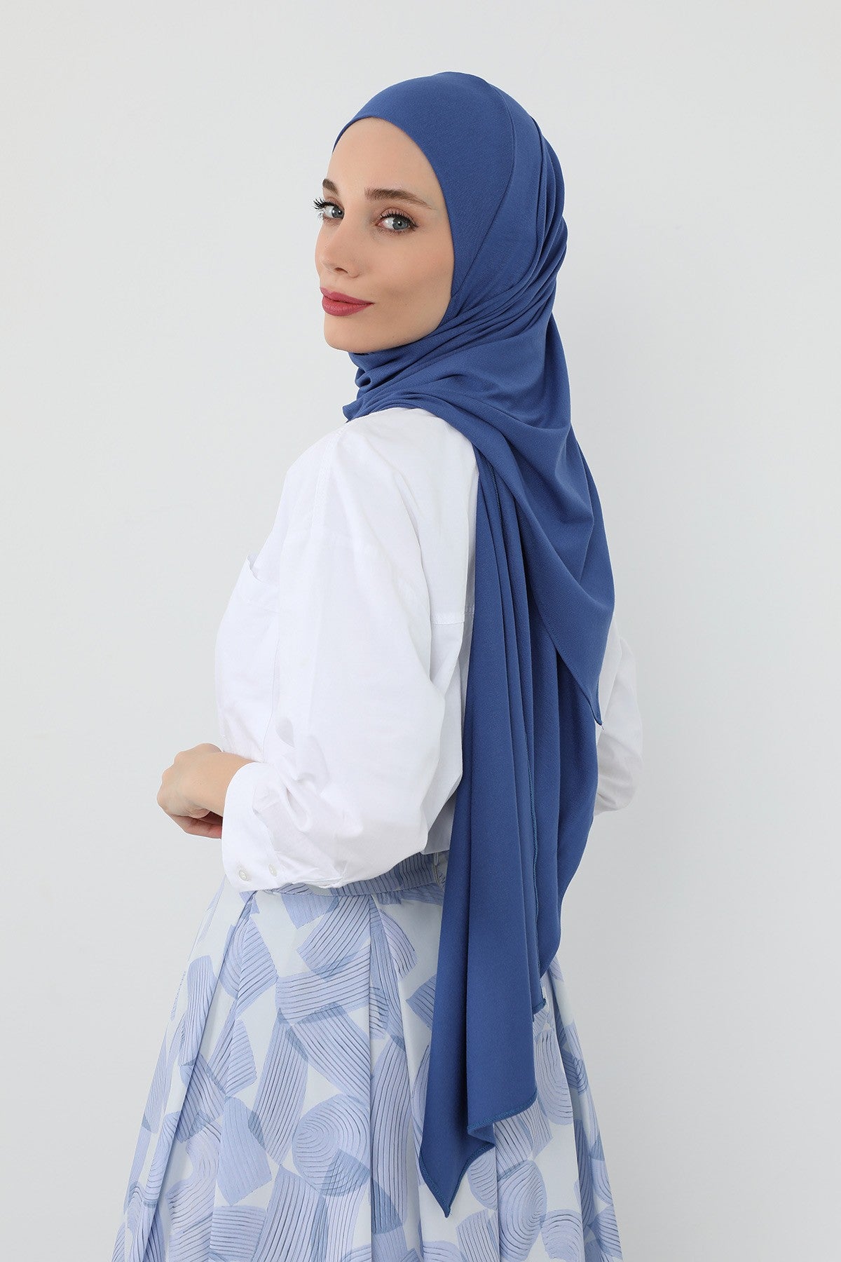 Neck-Covering Practical Jersey Hijab with Built-In Ninja Bonnet, Ready-to-Wear Hijab – Stretch Jersey Design with Integrated Undercap,PS-59 İndigo