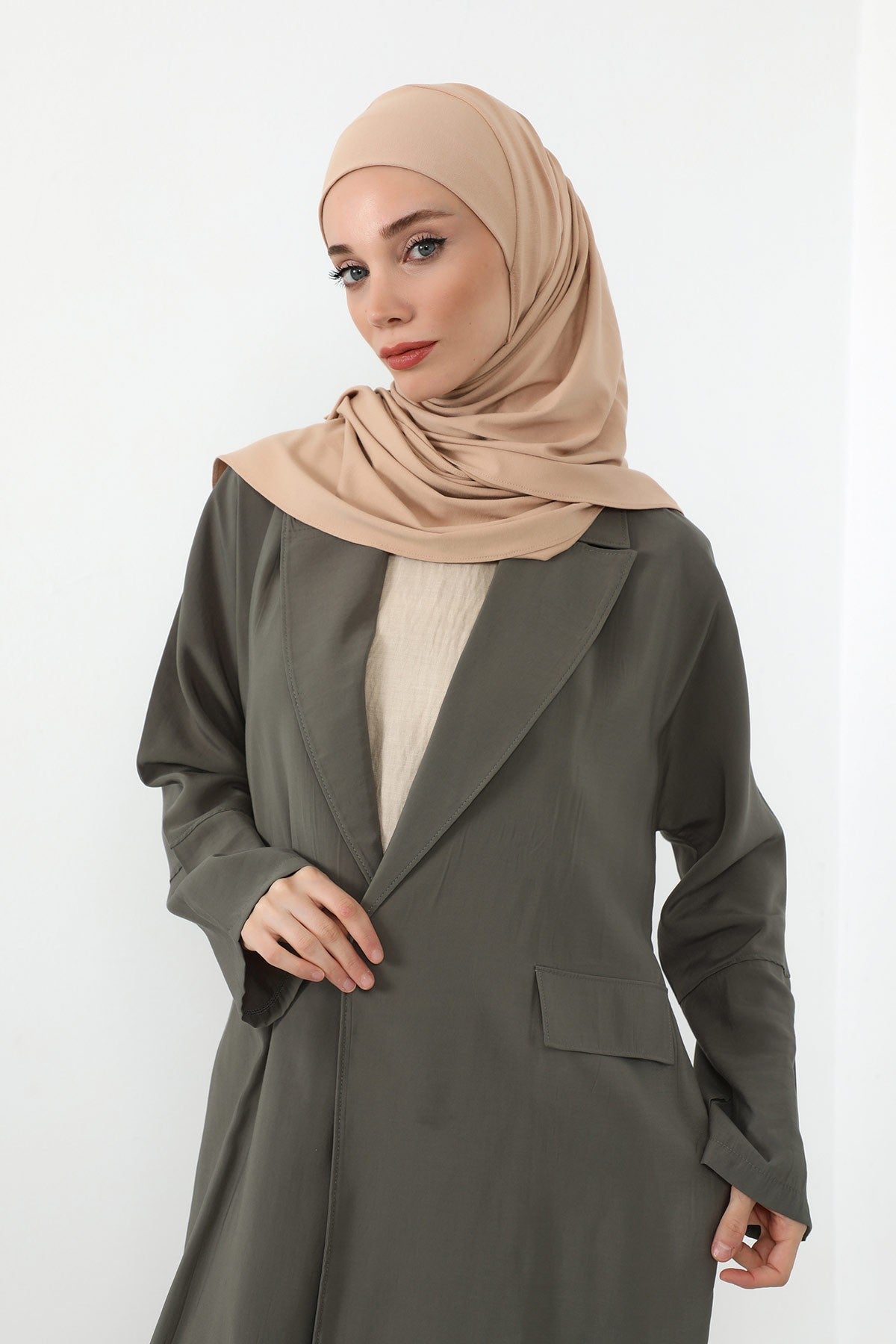 Neck-Covering Practical Jersey Hijab with Built-In Ninja Bonnet, Ready-to-Wear Hijab – Stretch Jersey Design with Integrated Undercap,PS-59 Light Mink