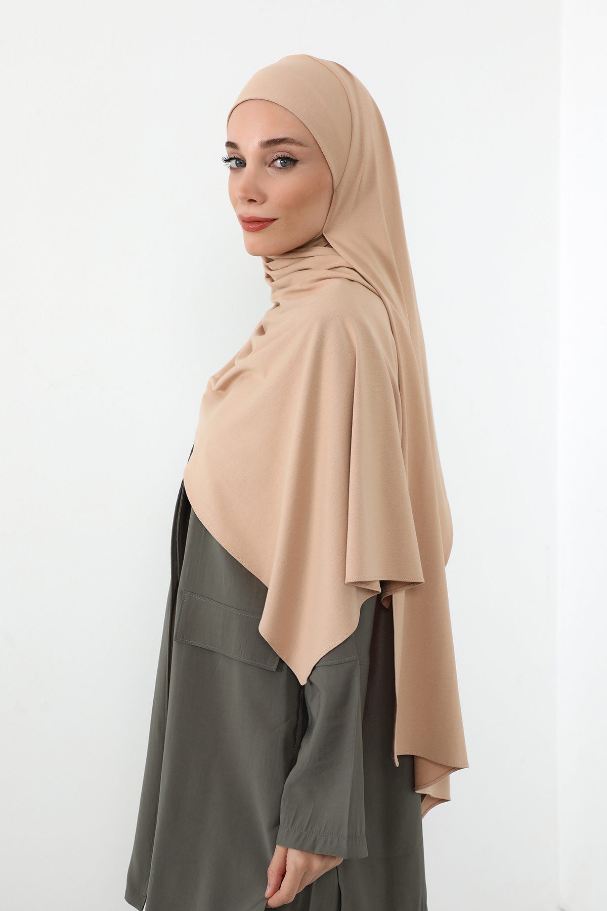 Neck-Covering Practical Jersey Hijab with Built-In Ninja Bonnet, Ready-to-Wear Hijab – Stretch Jersey Design with Integrated Undercap,PS-59 Light Mink