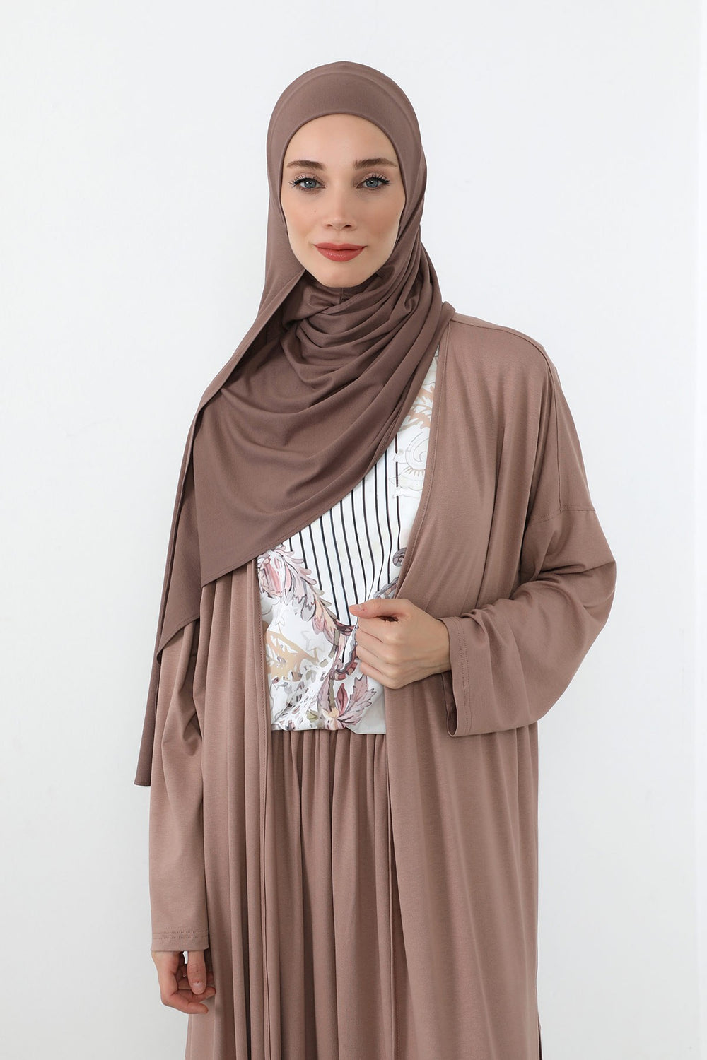 Neck-Covering Practical Jersey Hijab with Built-In Ninja Bonnet, Ready-to-Wear Hijab – Stretch Jersey Design with Integrated Undercap,PS-59 Chocolate