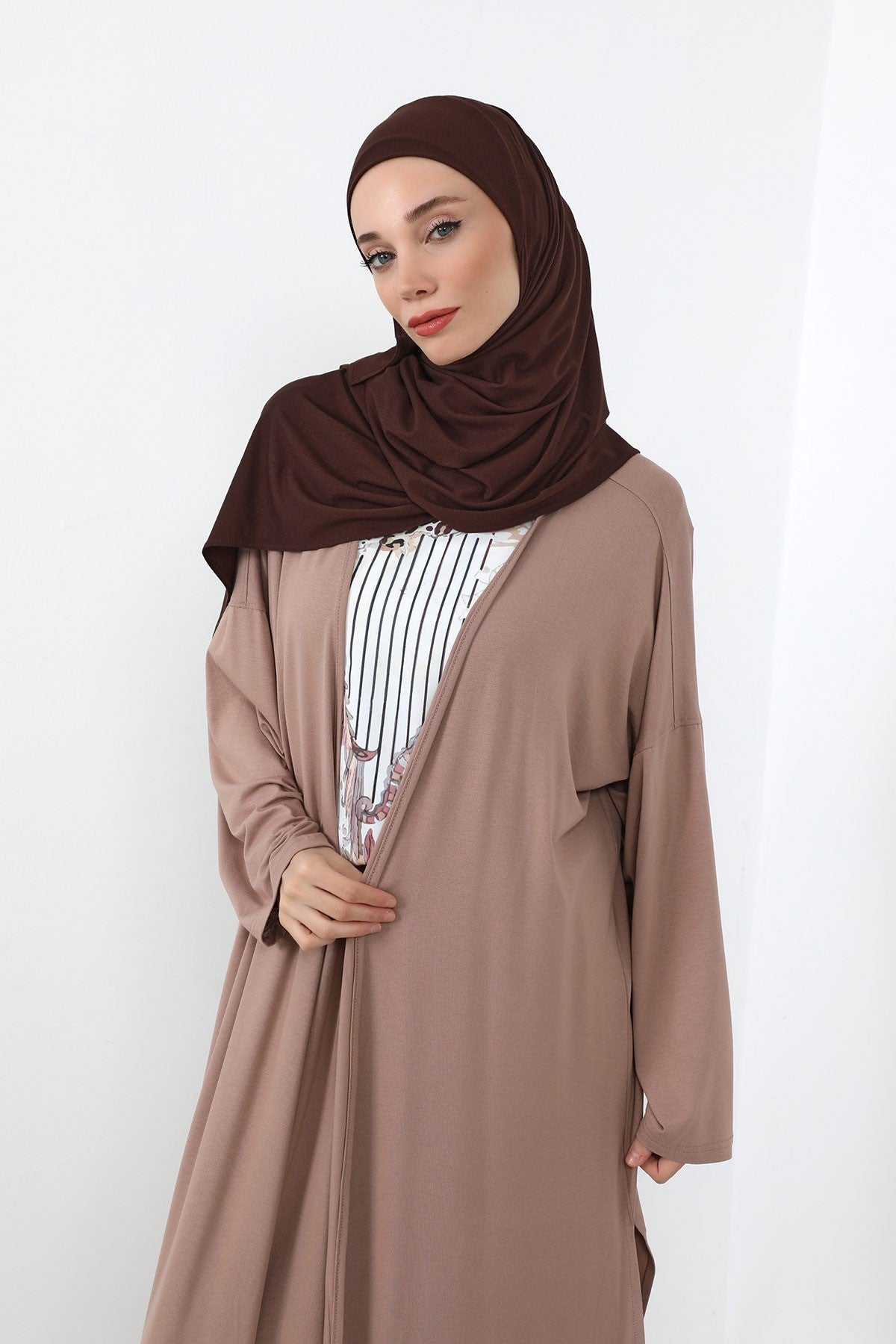 Neck-Covering Practical Jersey Hijab with Built-In Ninja Bonnet, Ready-to-Wear Hijab – Stretch Jersey Design with Integrated Undercap,PS-59 Brown
