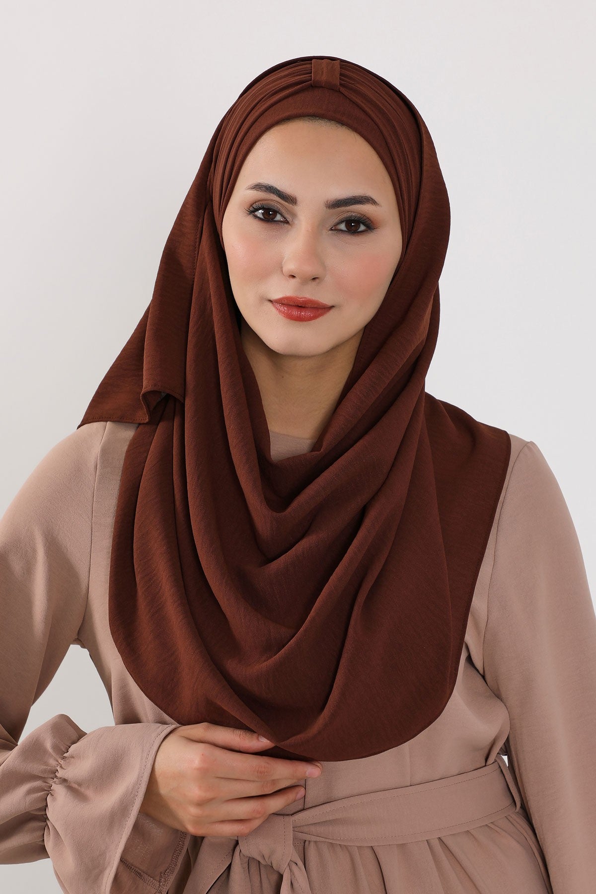 Practical Stylish Aerobin Shawl for Women, Effortless Aerobin Instant Shawl, Breathable Pleated Women Shawl Headscarf Lightweight,CPS-91 Brown