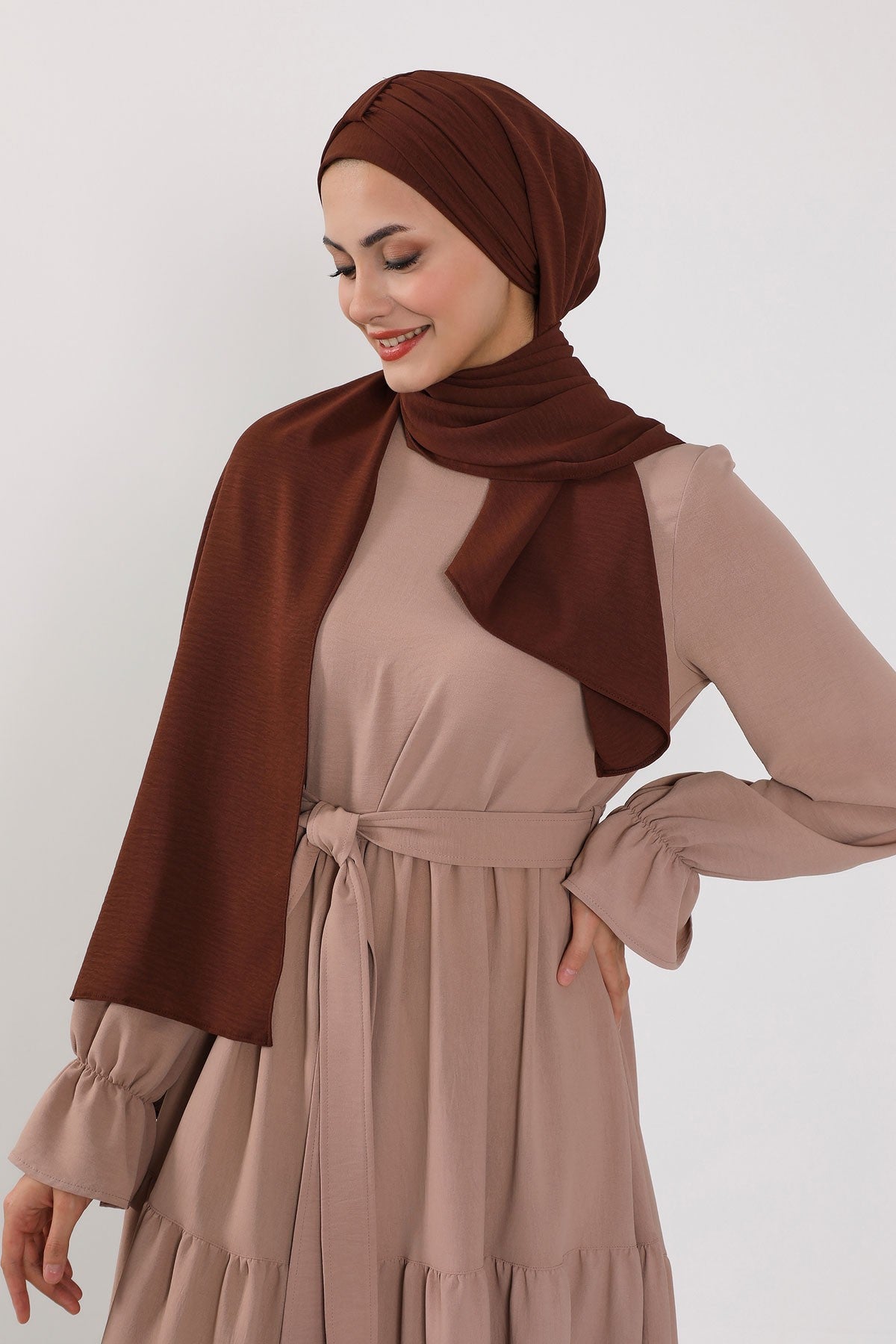 Practical Stylish Aerobin Shawl for Women, Effortless Aerobin Instant Shawl, Breathable Pleated Women Shawl Headscarf Lightweight,CPS-91 Brown