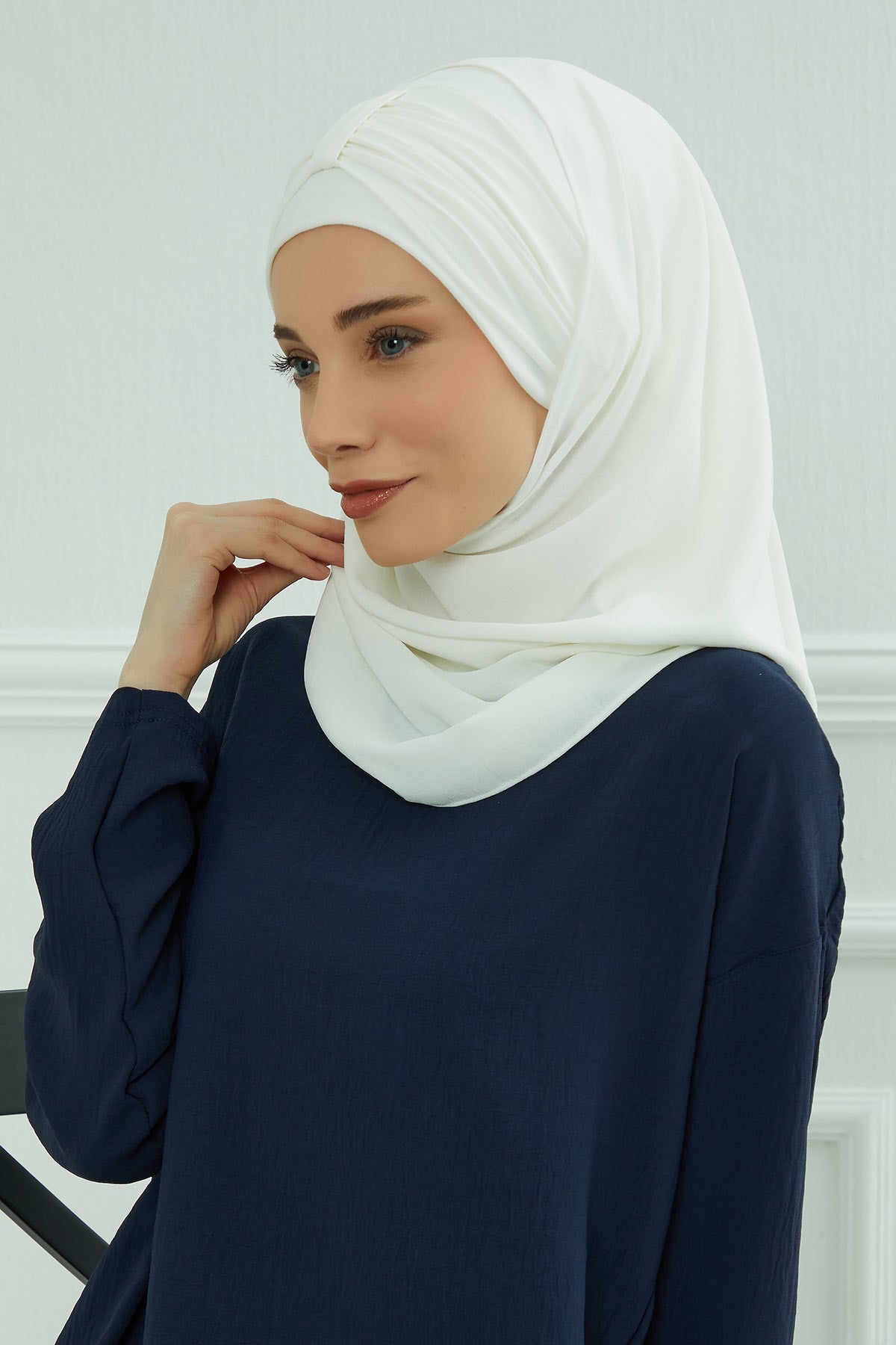 Practical Stylish Aerobin Shawl for Women, Effortless Aerobin Instant Shawl, Breathable Pleated Women Shawl Headscarf Lightweight,CPS-91 White