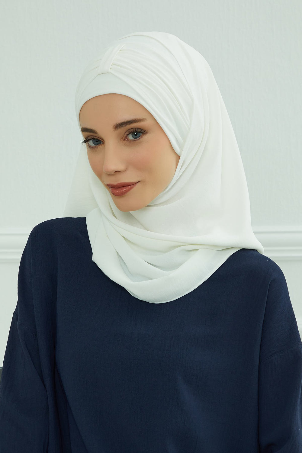 Practical Stylish Aerobin Shawl for Women, Effortless Aerobin Instant Shawl, Breathable Pleated Women Shawl Headscarf Lightweight,CPS-91 White