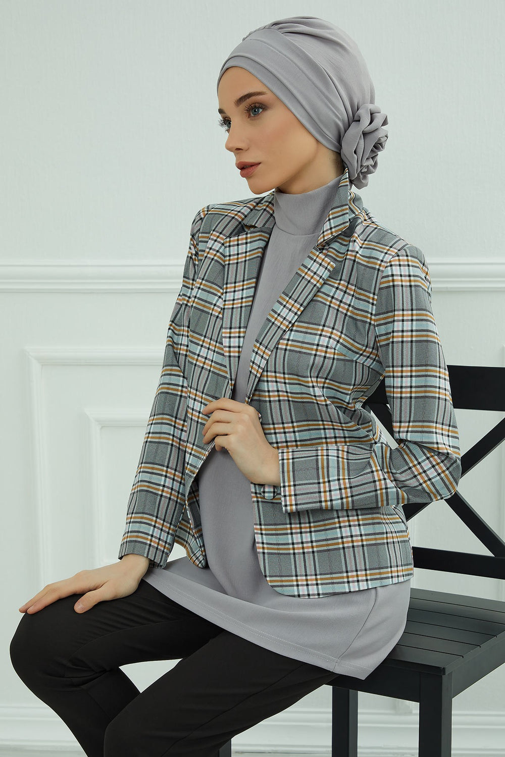 Pre-Tied Modest Turban for Women, Soft Aerobin Fabric Hijab with Stylish Back Flower, Slip-On Cotton Blend Head Cover,HT-92 Grey