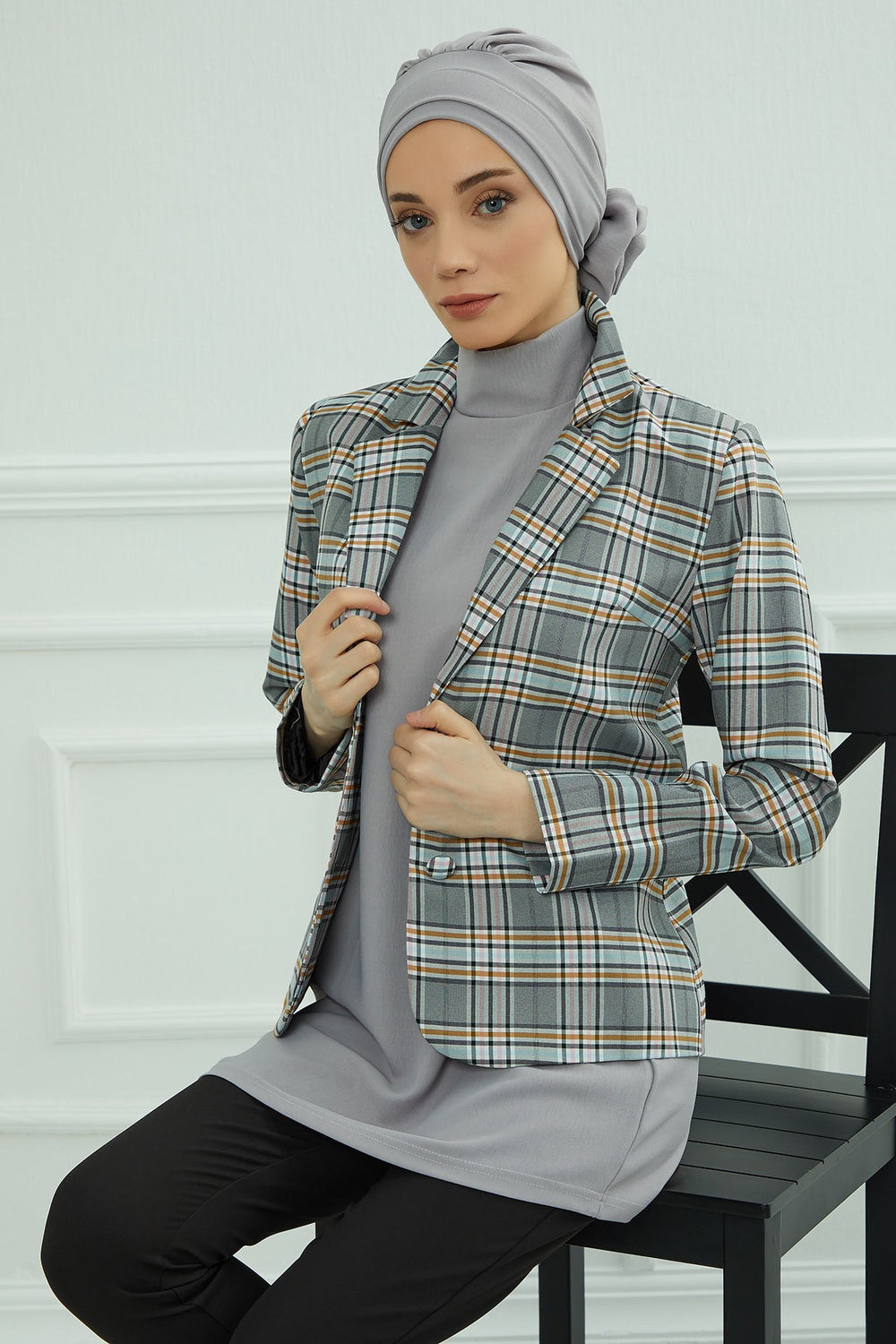Pre-Tied Modest Turban for Women, Soft Aerobin Fabric Hijab with Stylish Back Flower, Slip-On Cotton Blend Head Cover,HT-92 Grey