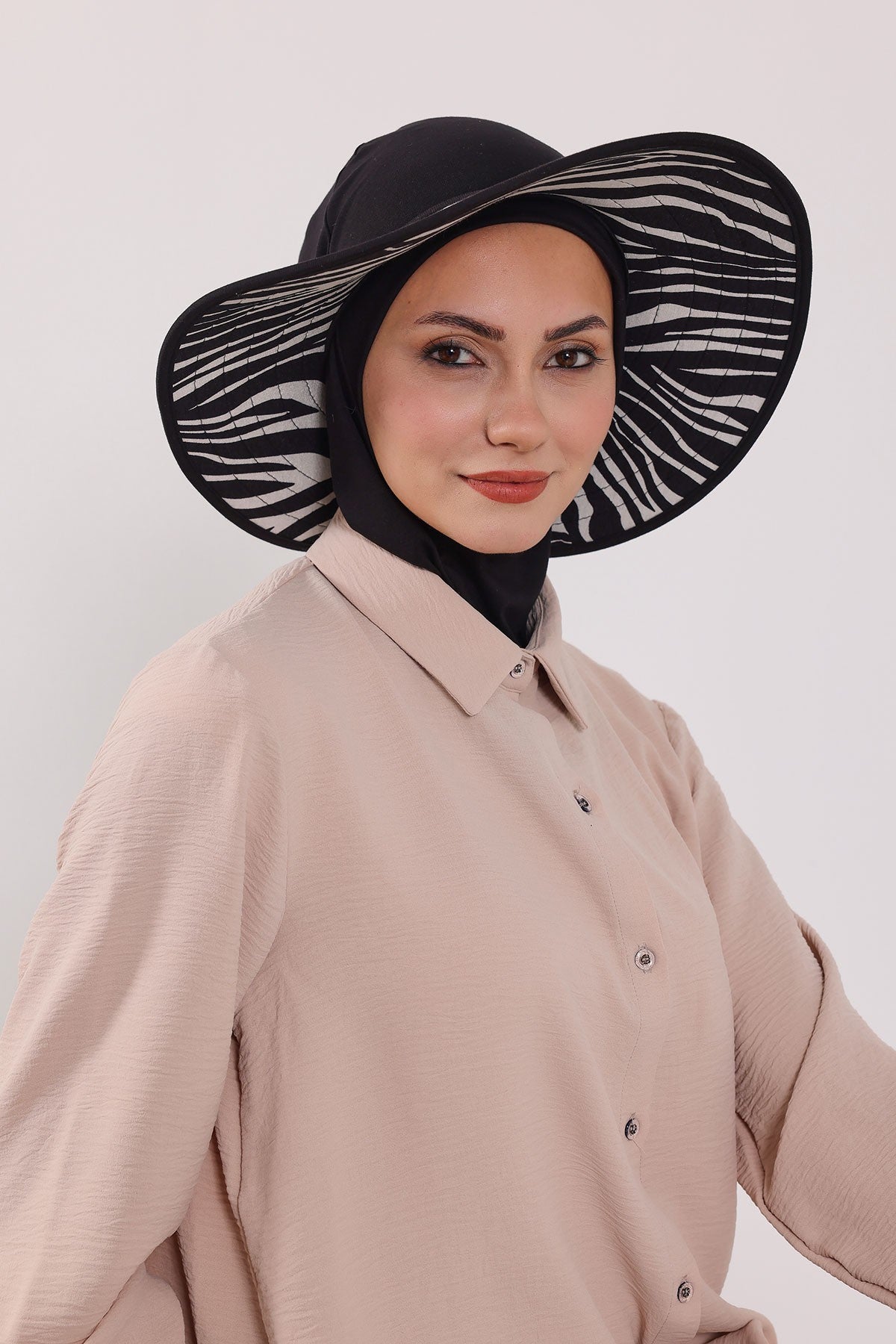 Printed Modest Sun Protective Turban Bonnet with Removable Bow Brim for Women, 2-in-1 Hijab Ninja Cap with Laminated Removable Brim Pattern,S-6D Black - Zebra Pattern